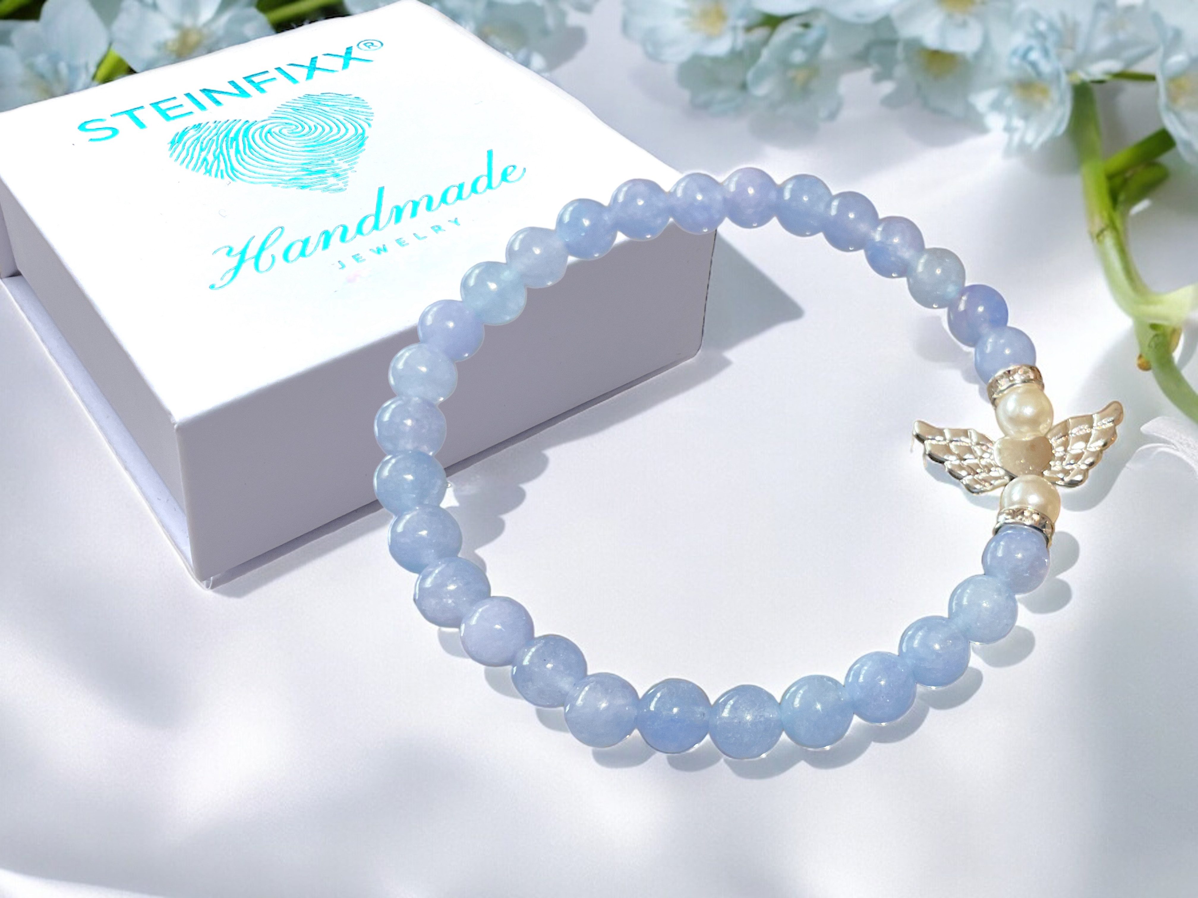 Steinfixx® Perlenarmband Aquamarin Schutzengel Armband inclusive Geschenkbox (Schutzarmband Mut und Kraft, 4 oder 6 mm, 1-tlg., 17 cm Größe S, mit versilberten Zirkoniatrennern), Ihren Schutzengel in edler Form immer dabei