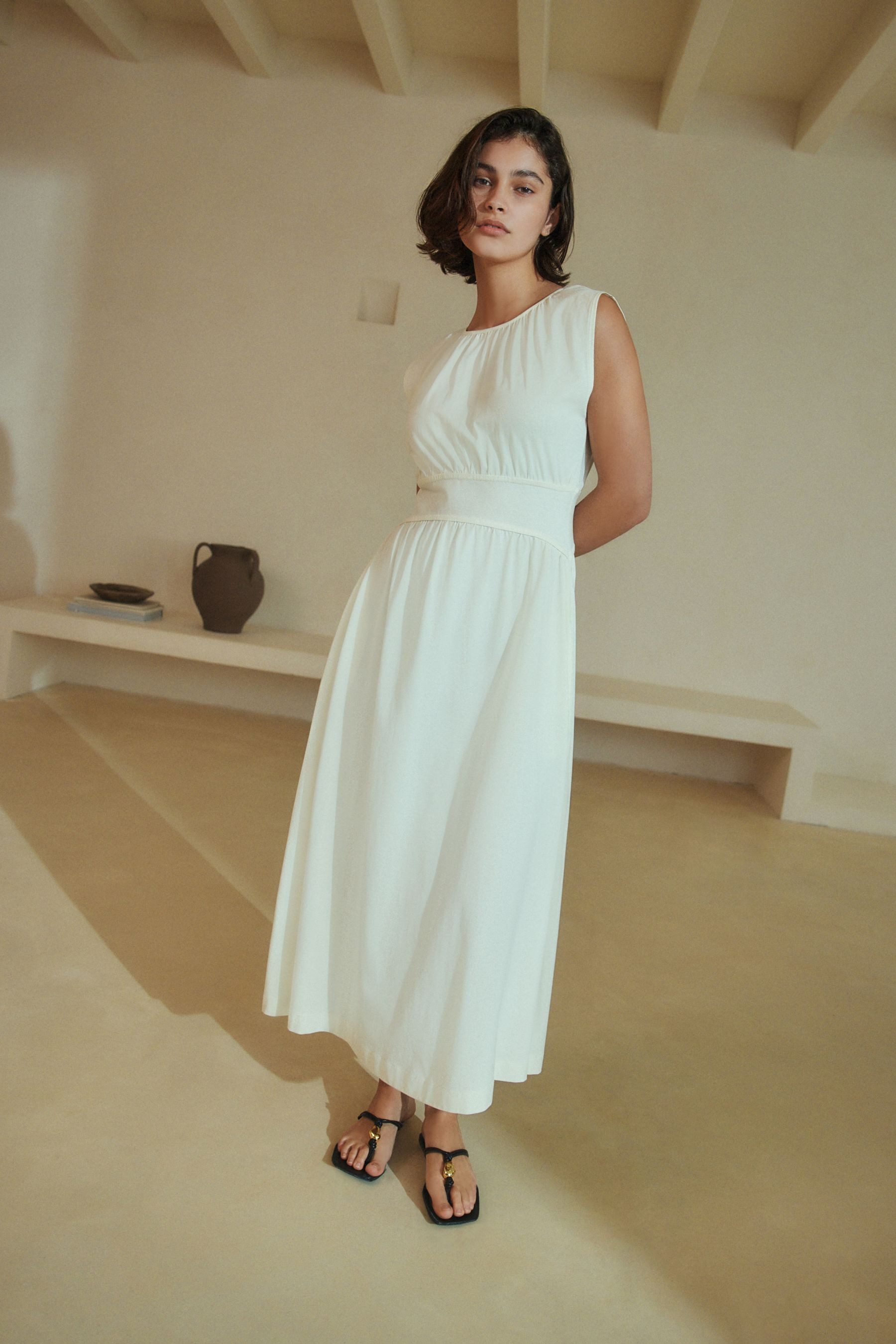 Next Midikleid Sommerliches, tailliertes Jersey-Midikleid (1-tlg)