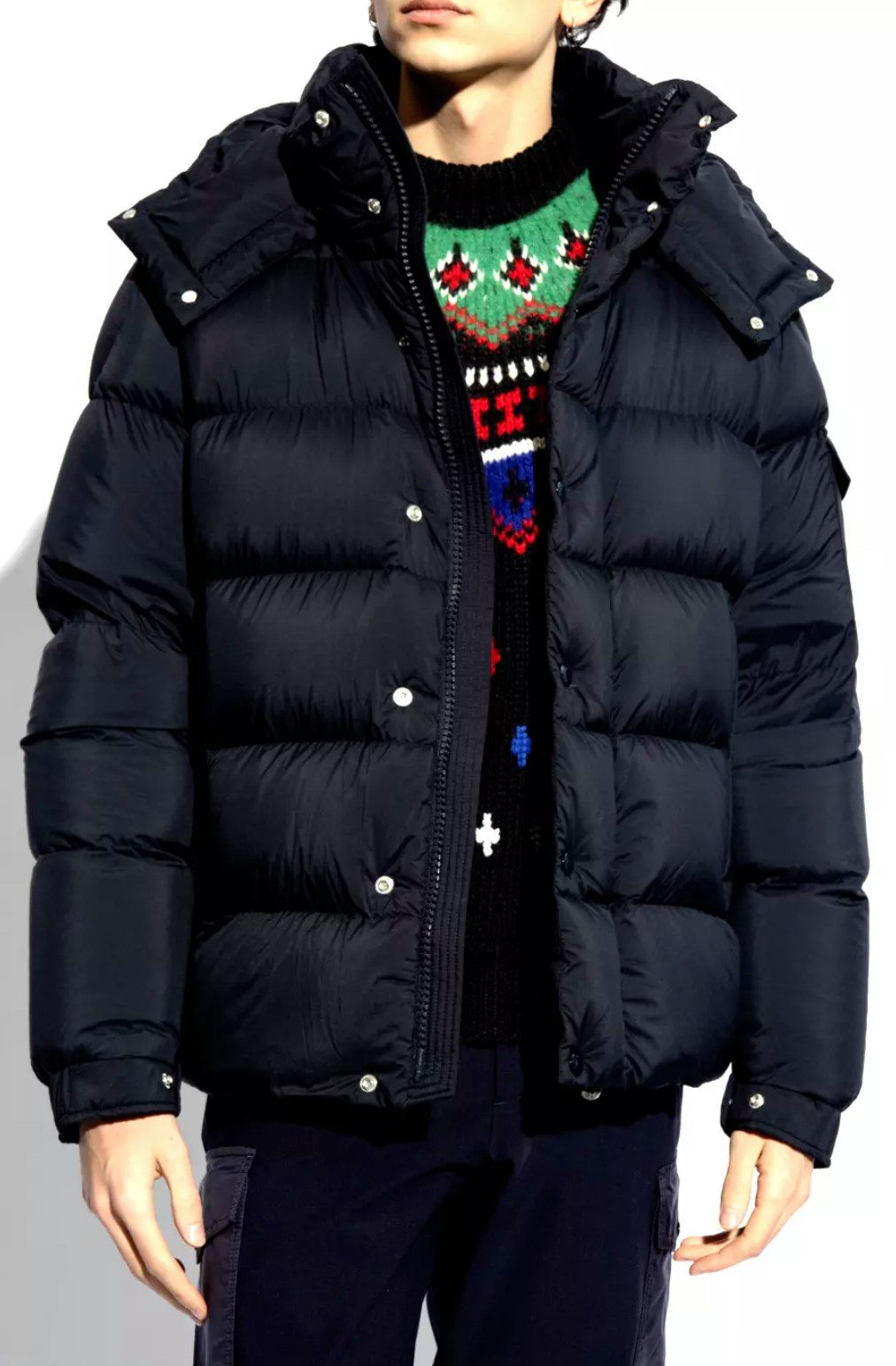 MONCLER Daunenjacke Vezere Parka mit Kapuze Bietet exzellente Wärmeisolierung und Komfort