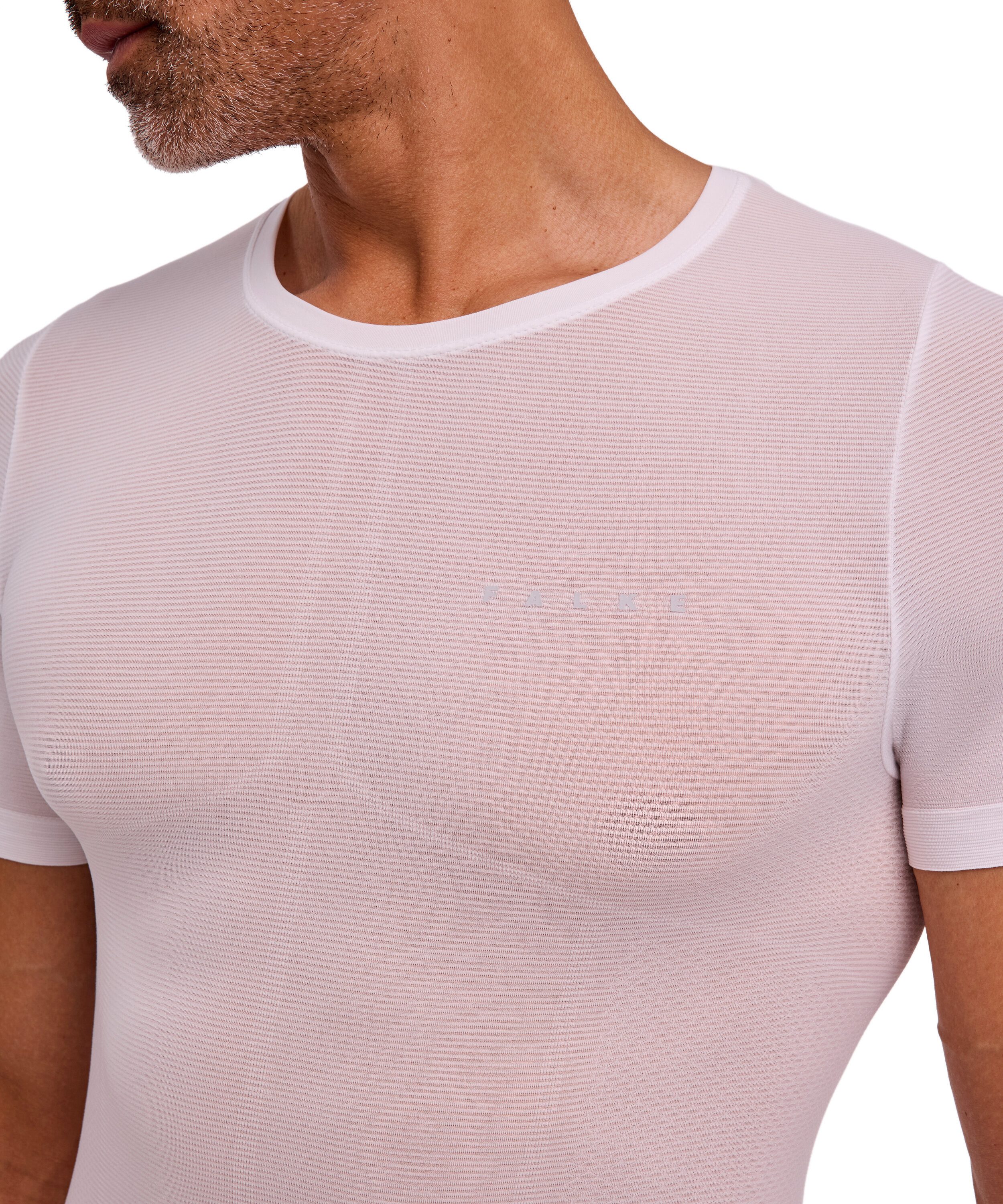 FALKE T-Shirt FALKE T-Shirt Ultralight Cool (1-tlg., 1) kühlend für warme Temperaturen