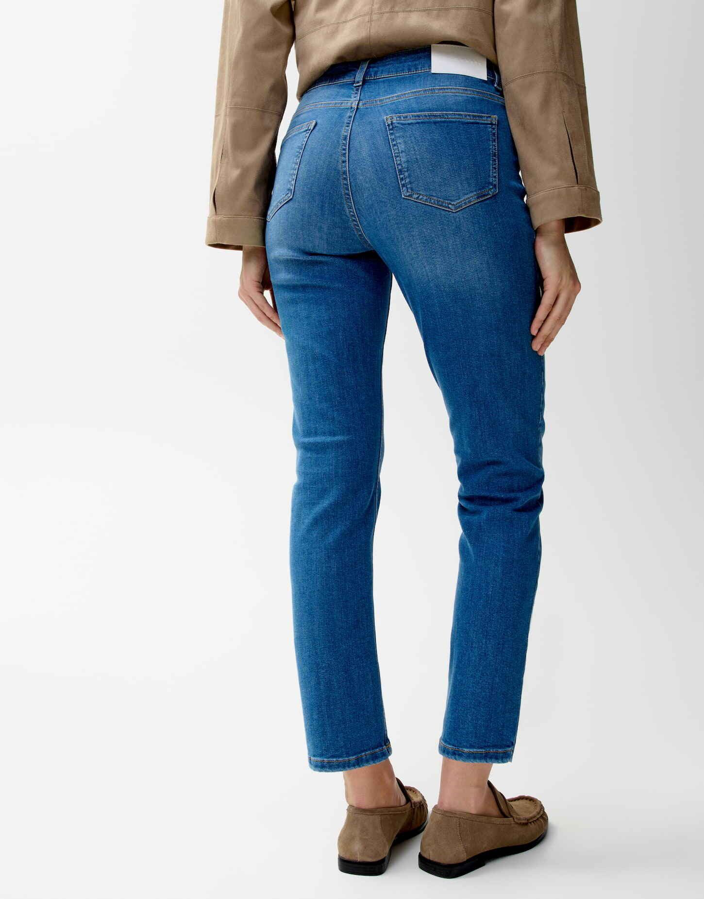 OPUS PANTS Slim-fit-Jeans MELLY BASE Slim Jeans mit Powerstretch Mid Rise Vielseitig kombinierbar für Looks – Bild 3 von 5