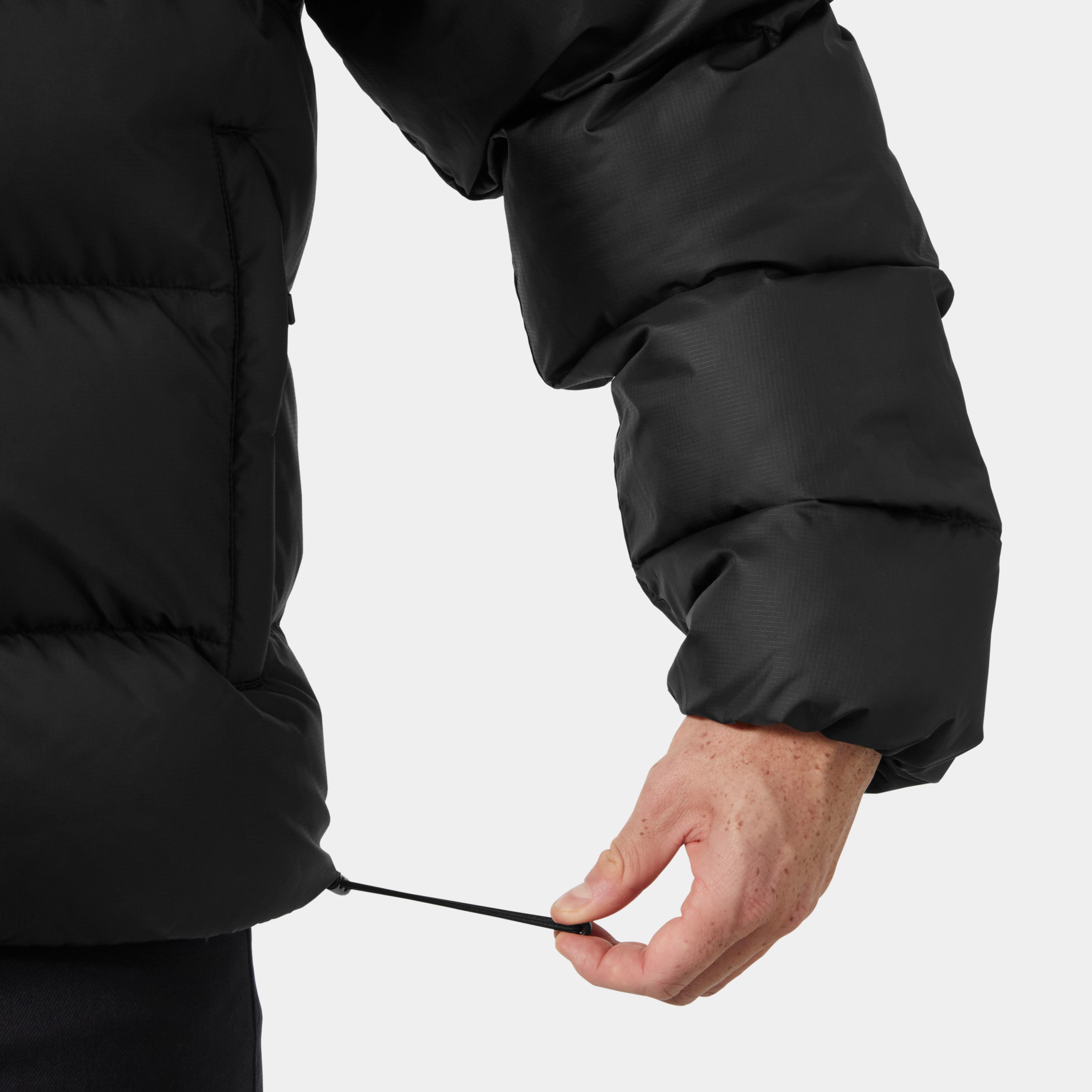 Helly Hansen Steppjacke ACTIVE PUFFY JACKET mit Einschubtaschen mit Reißverschluss, aus robustem Ripstop-Material