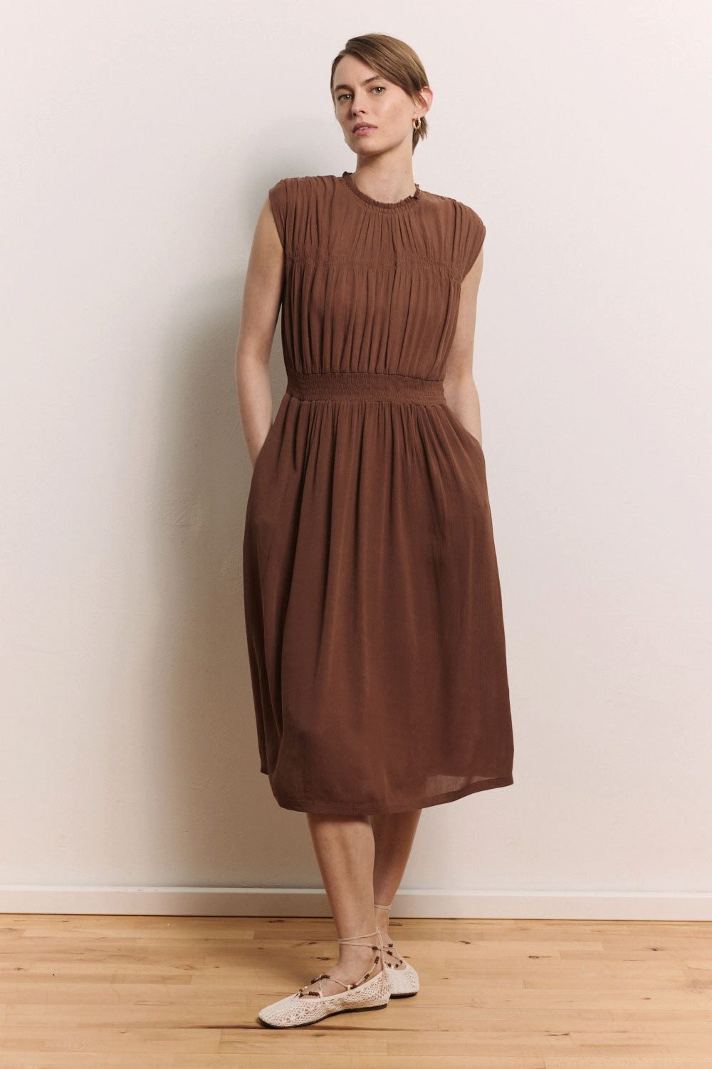 Tranquillo Sommerkleid Kleid Mariaa aus EcoVero™ Crinkle Viskose Nachhaltiges EcoVero Crinkle-Kleid mit gesmokten Details