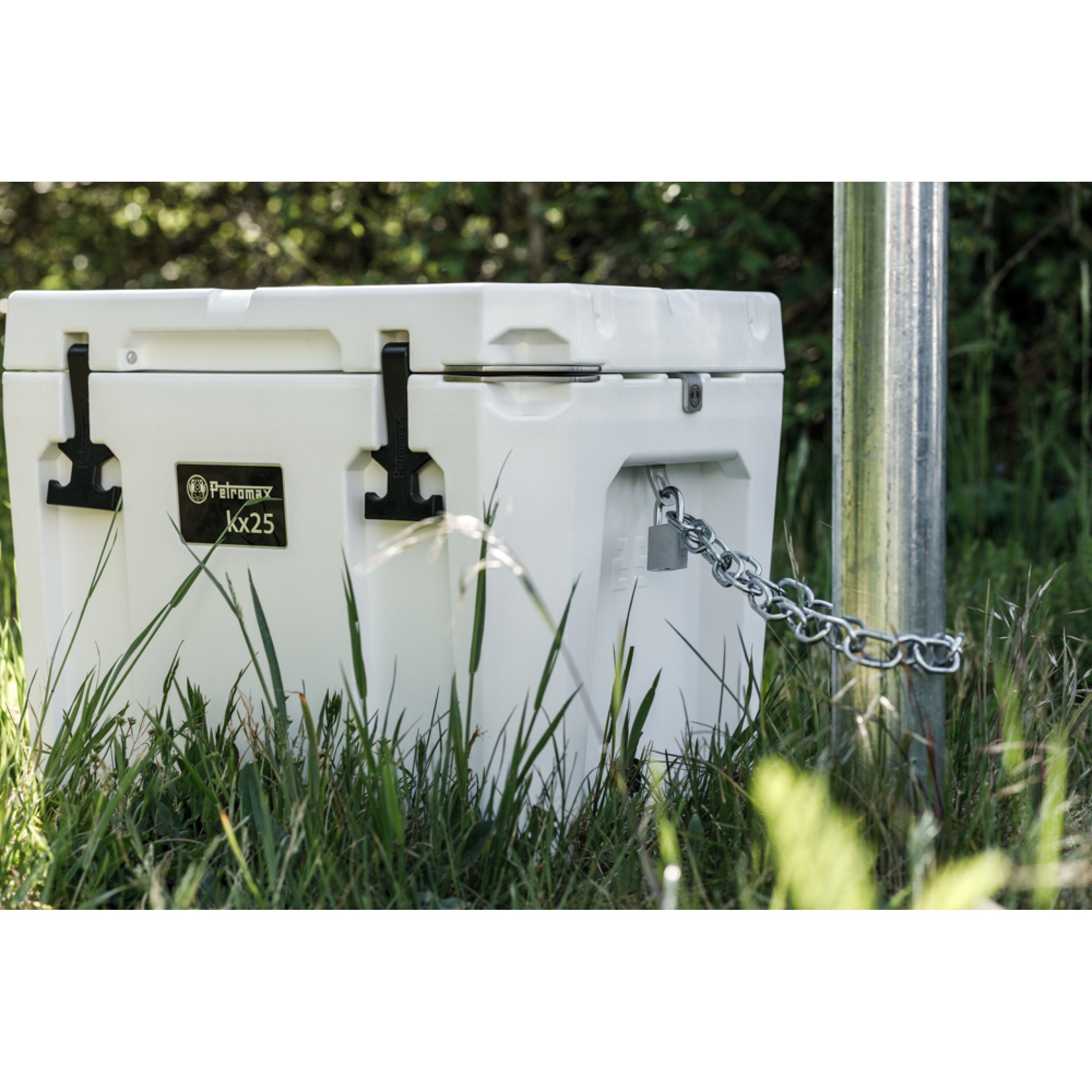 Petromax Kühlbox Petromax Schlosshalterung mit Flaschenöffner aus Edelstahl für