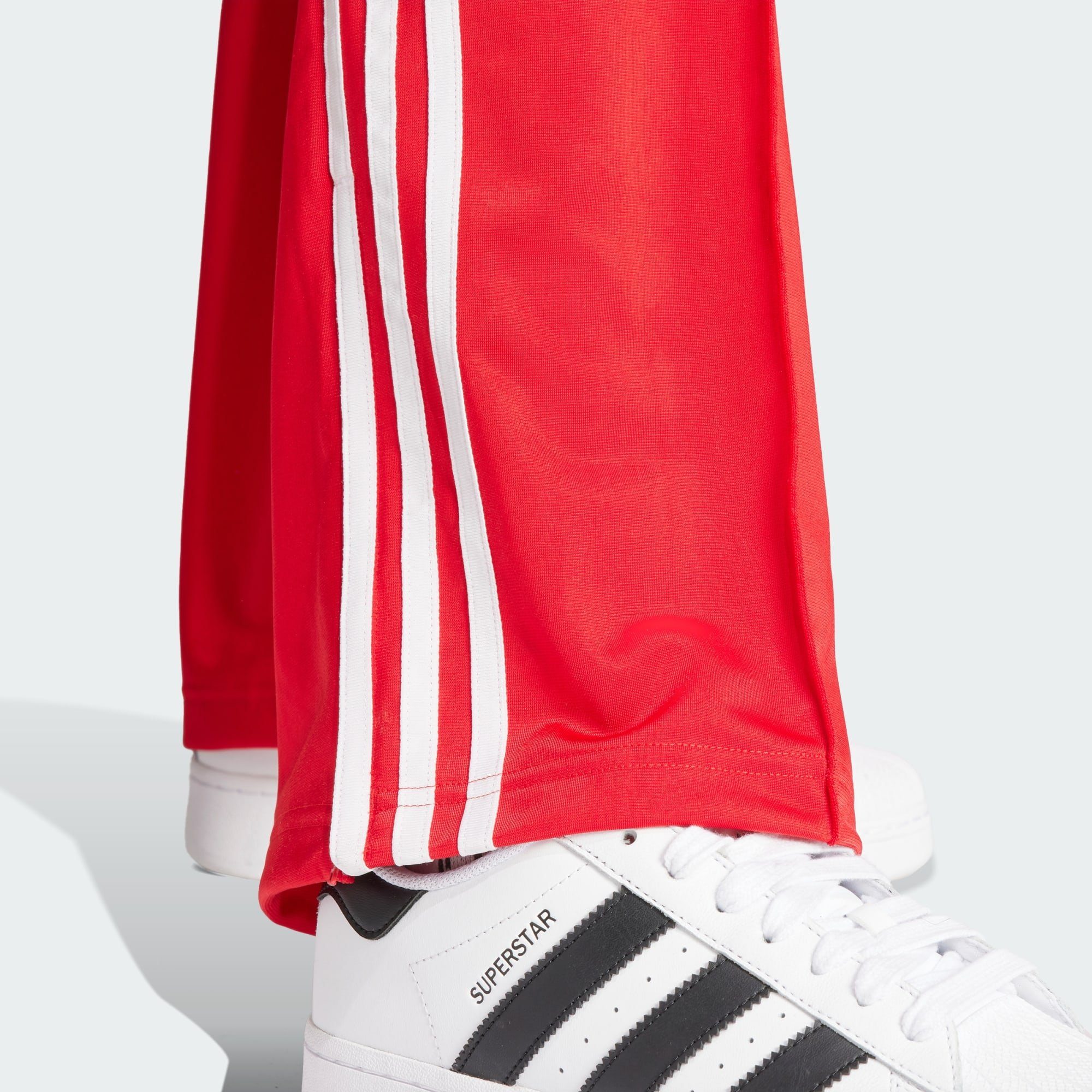 Scarlet TRAININGSHOSE Jogginghose Better adidas FIREBIRD Originals LOOSE