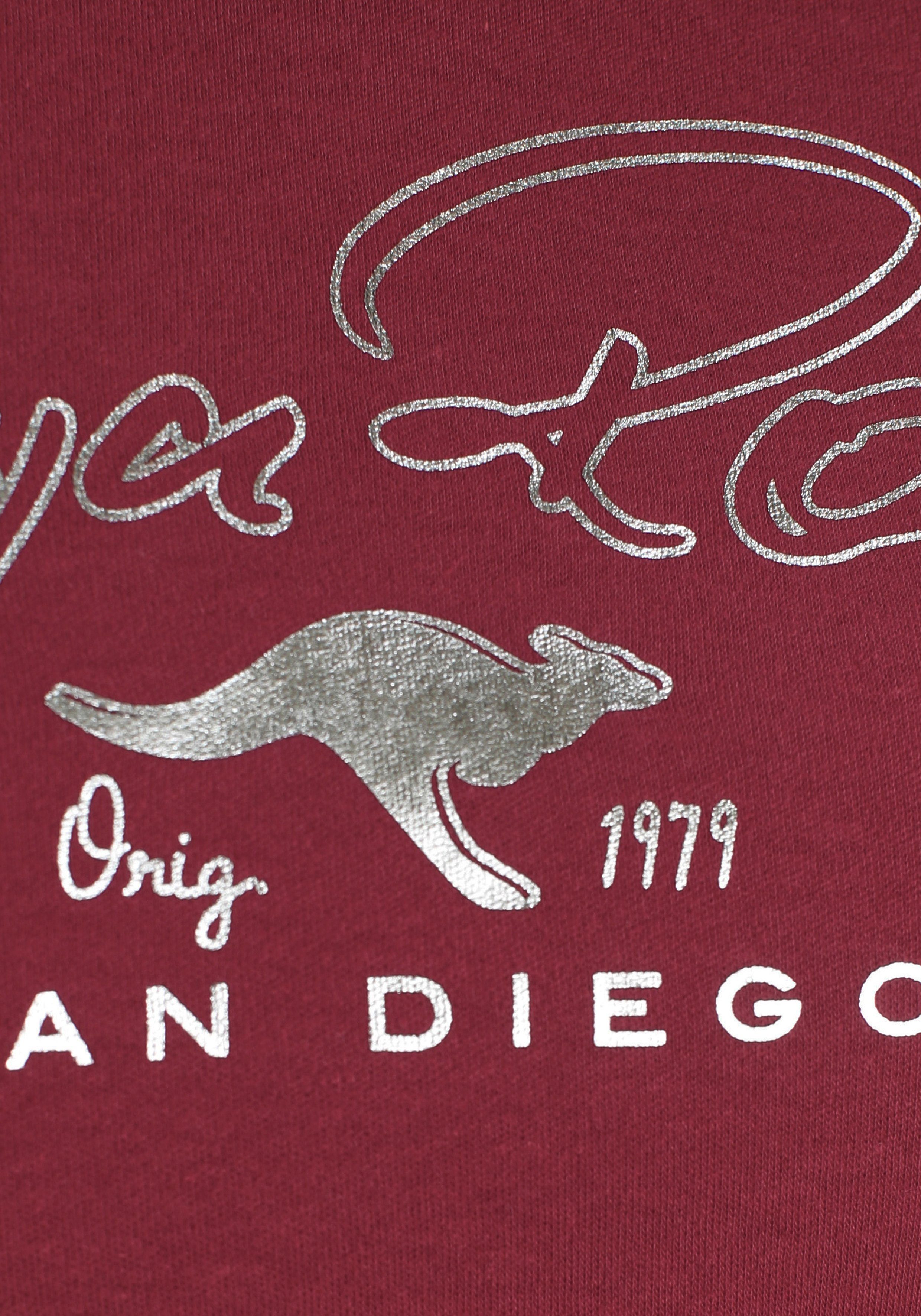 KangaROOS Sweatshirt Langarm, figurumspielende Passform