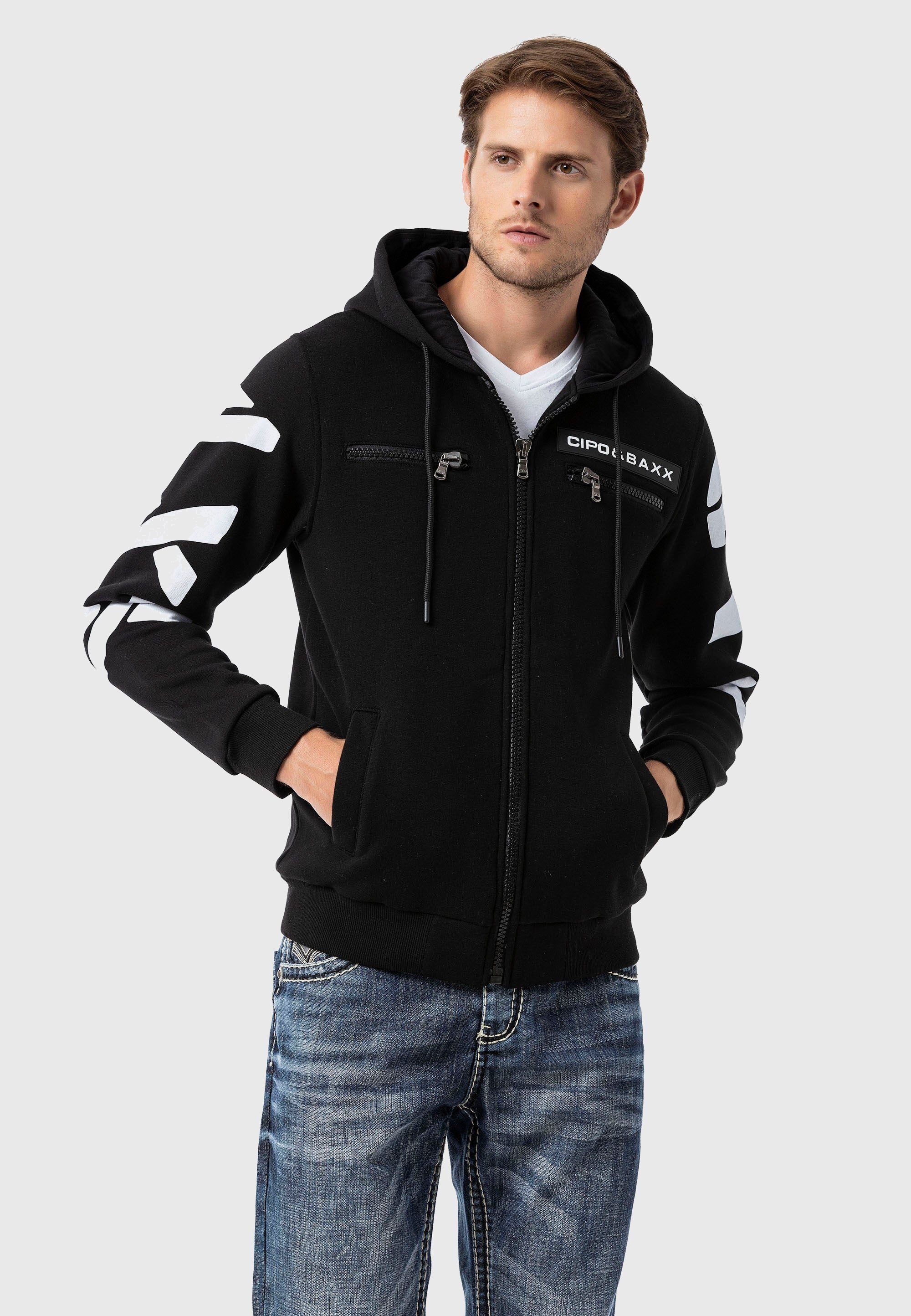 Cipo & Baxx Strickjacke Sweatjacken (1-tlg) mit Ärmel- und Rückenprint