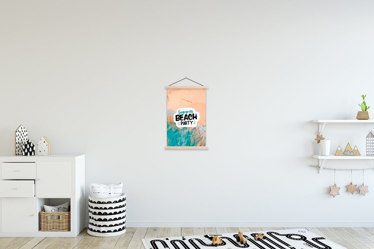 MuchoWow Poster Strand - Party - Zitate - Sommer, (1 St), Posterleiste, Textilposter für Wohnzimmer, Bilderleiste, Magnetisch