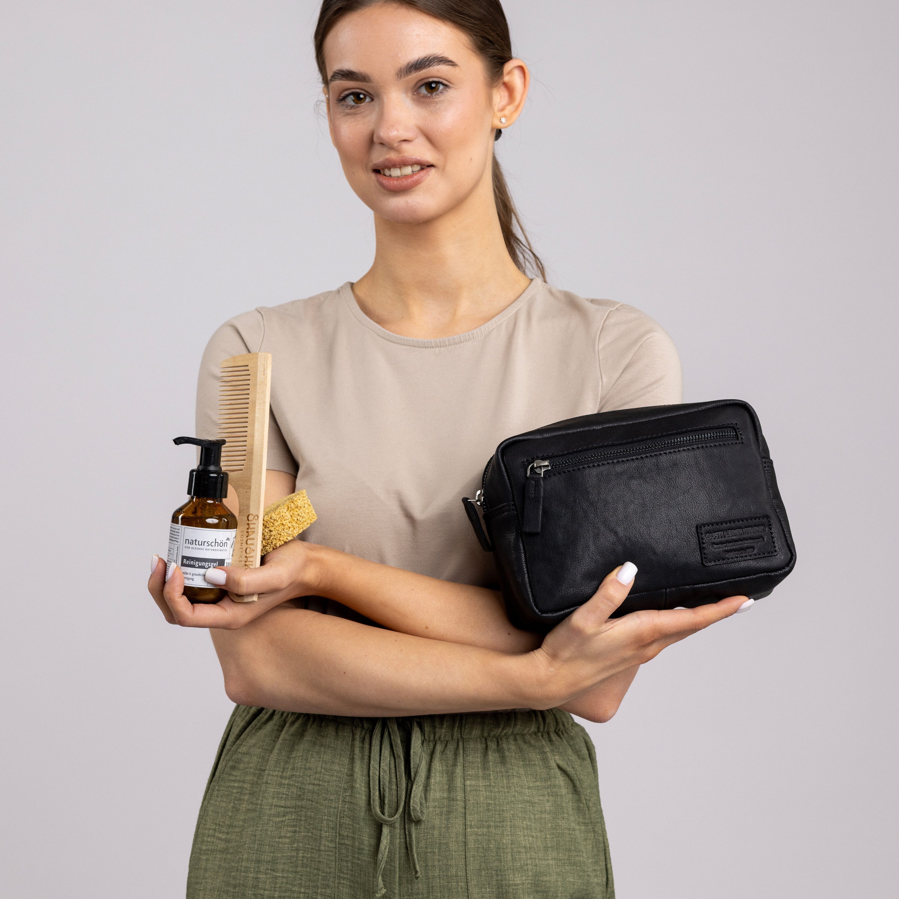 Gusti Leder Kulturbeutel Gusti Leder Waschtasche Carmina (1-tlg)