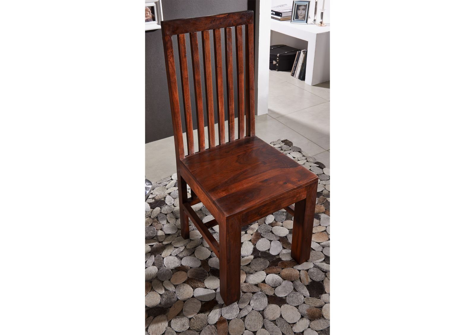 #26 Holzstuhl Stuhl nougat Akazie OXFORD Massivmoebel24 lackiert 46x46x109 dunkelbraun