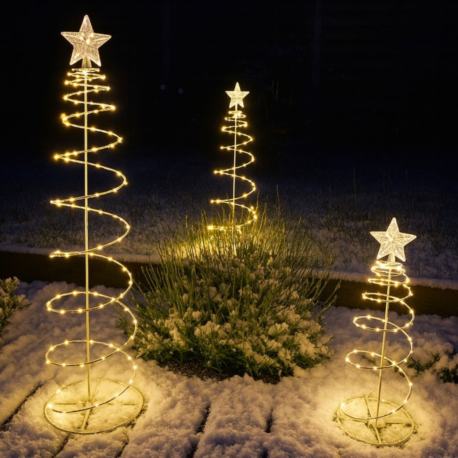 Online-Fuchs LED Baum 3er Set Lichterbäume mit Sternenspitze - Weihnachtsdeko für draußen, Indoor & Outdoor, Гирлянды mit 233 warmweißen LED´s, inklusive 6-Stunden Timerfunktion - mit Batterien