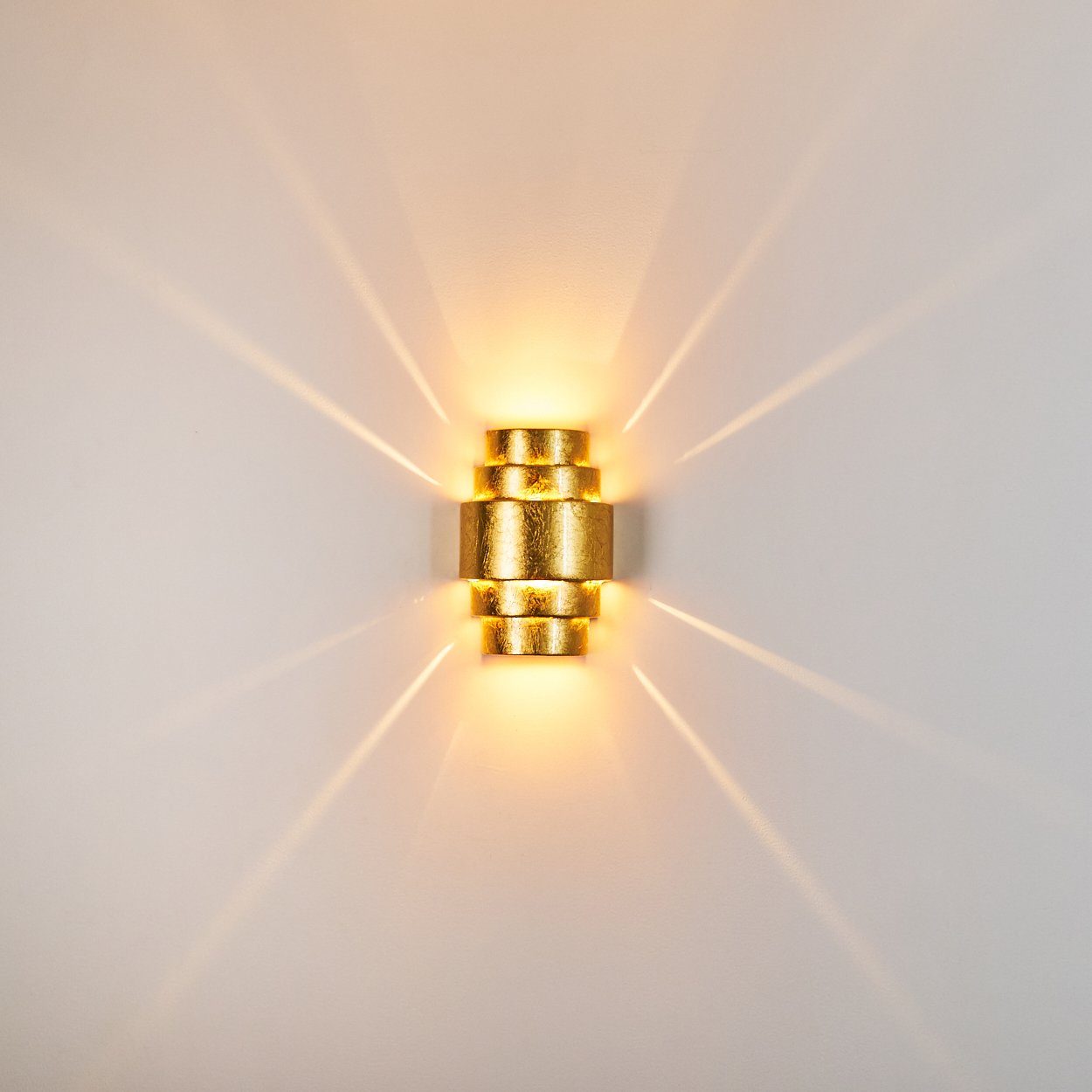 hofstein Wandleuchte Innen Wandlampe & ohne Down-Effekt, mit Gold, »Borore« 1xE27, in Up Blattgold-Effekt Keramik mit Leuchtmittel, aus