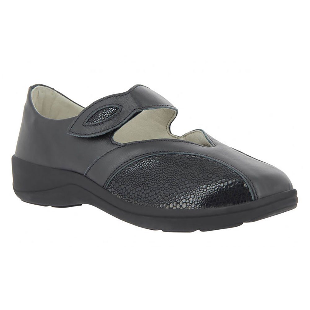 Schnürschuh