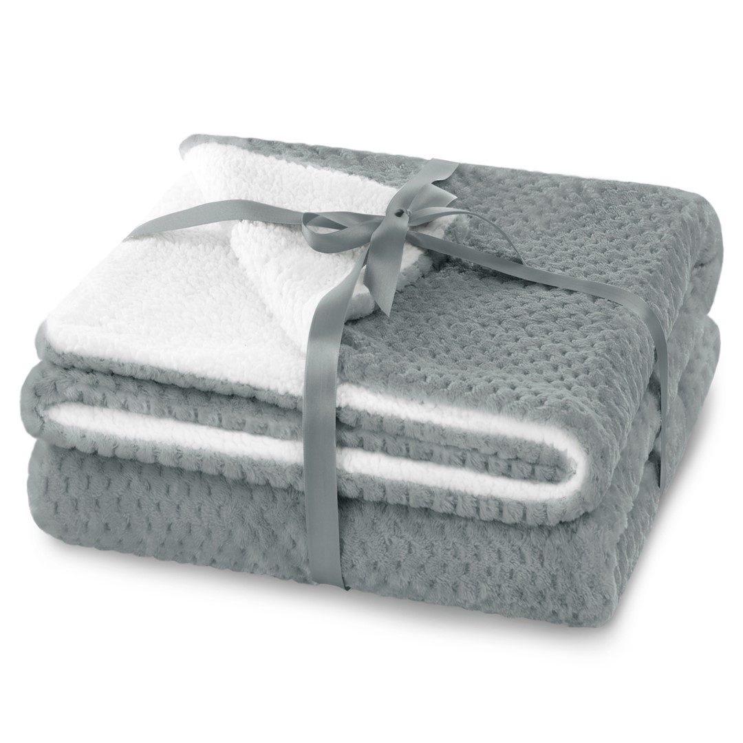 Wohndecke Kuscheldecke zarte Steppung Lammfelloptik, texpot günstig online kaufen