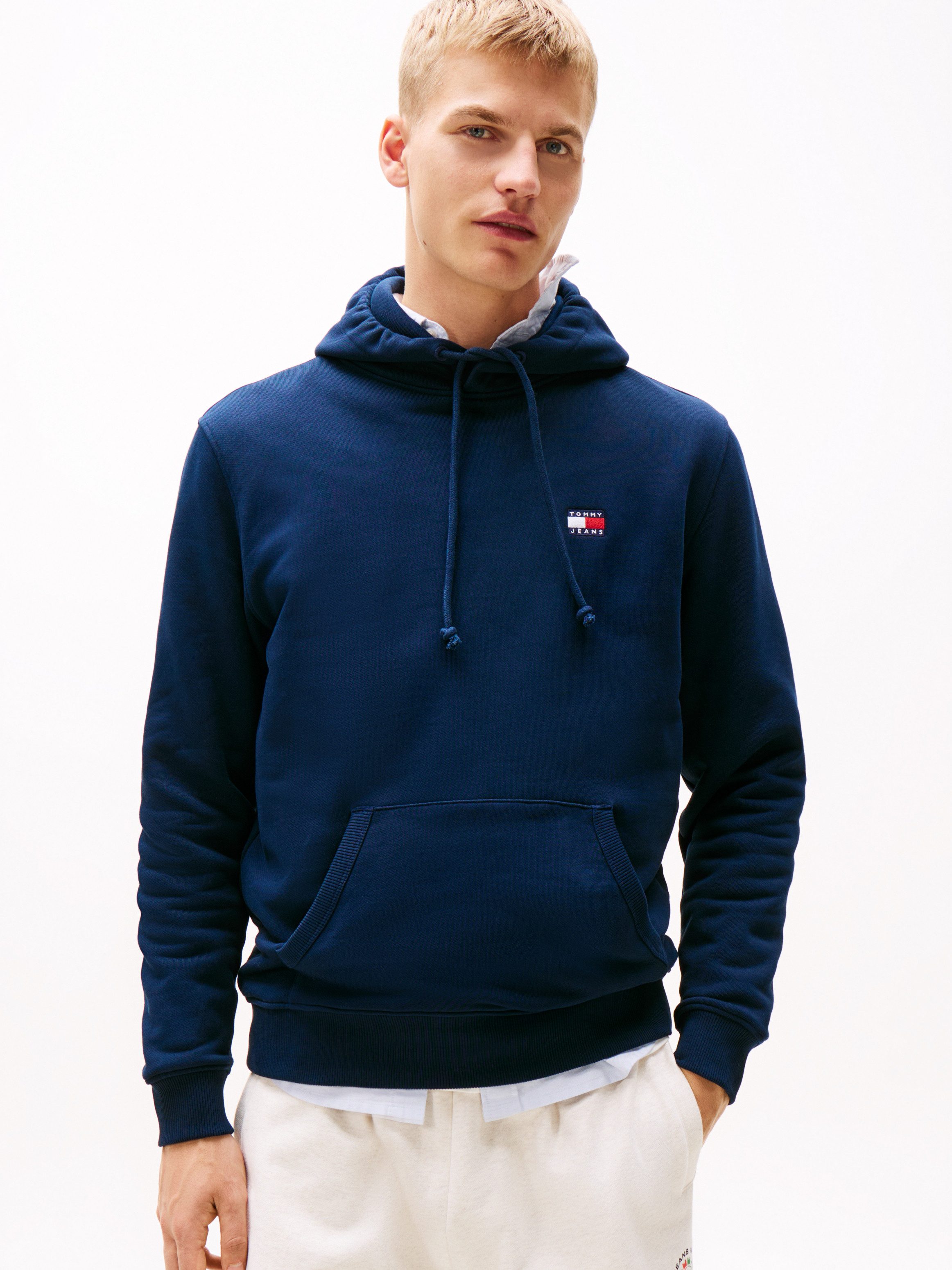 Tommy Jeans Hoodie TJM REG BADGE HOODIE EXT Mit Rundhalsausschnitt günstig online kaufen