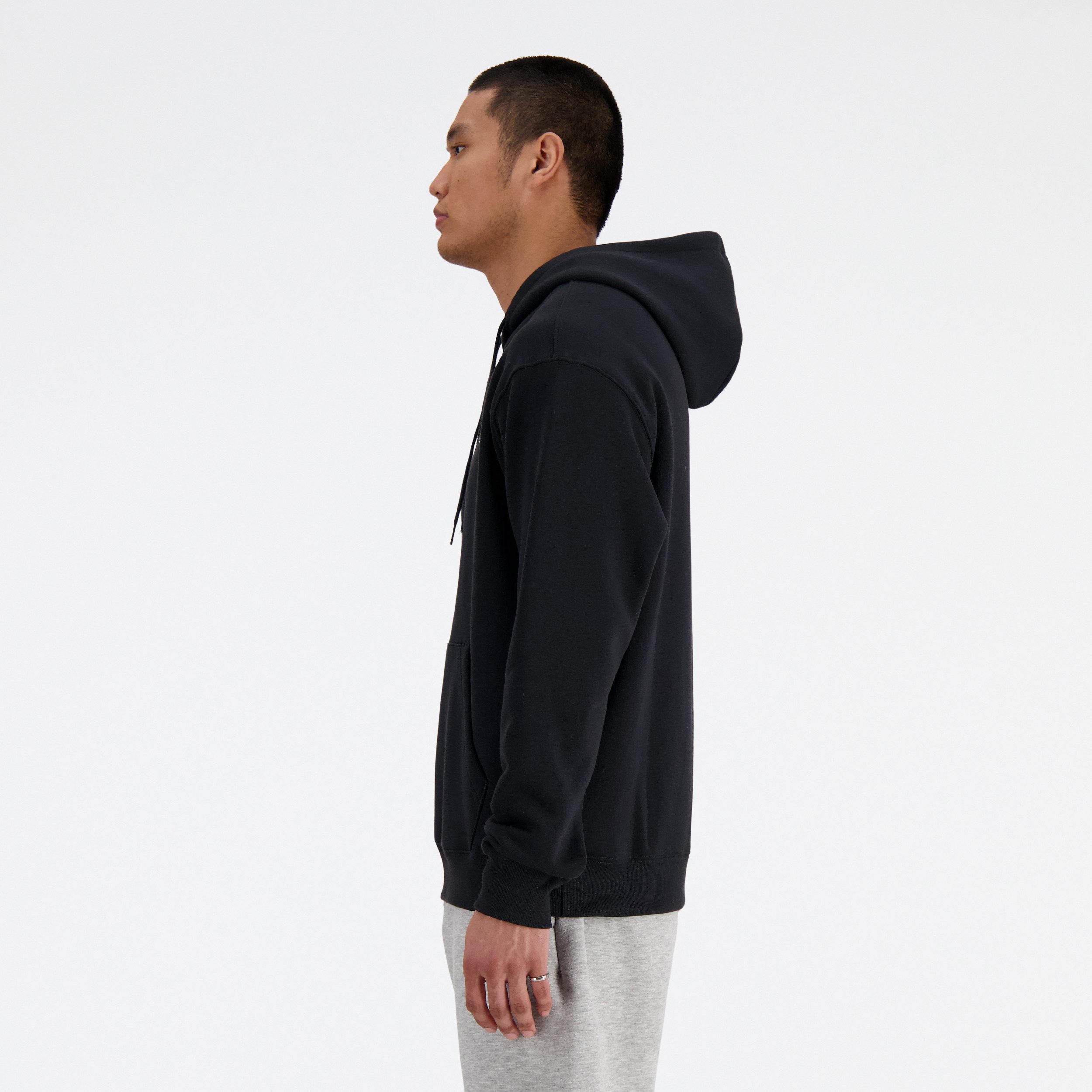 New Balance Kapuzensweatshirt Sport Essentials Fleece Hoodie entspannte Passform, mit Logo-Branding