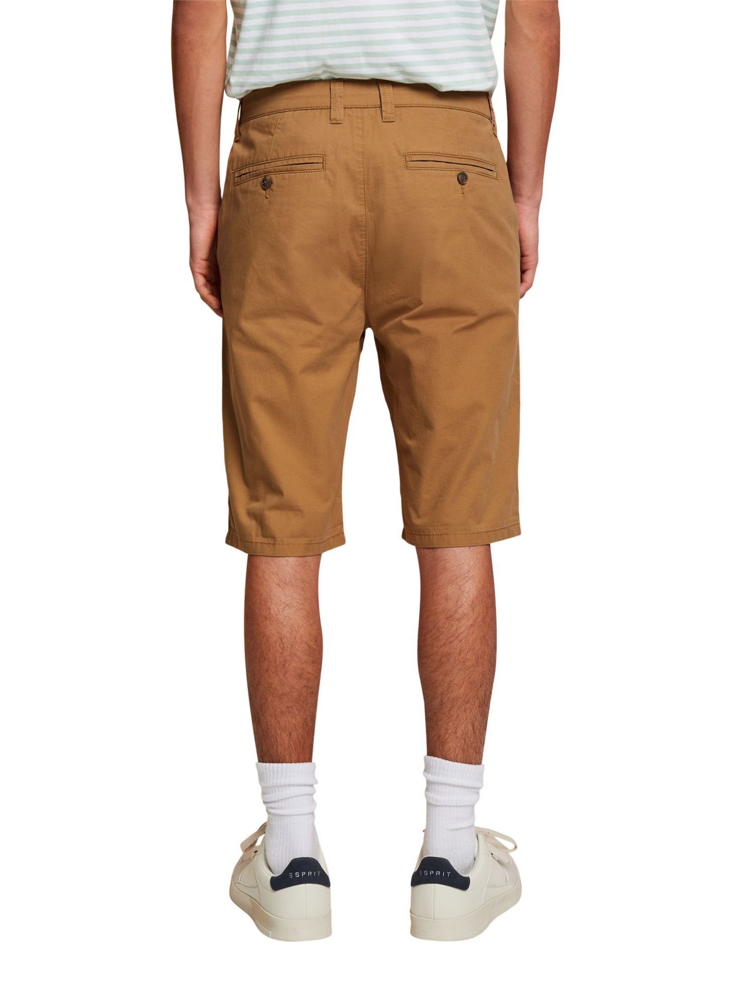 Shorts aus Chino-Style Shorts im (1-tlg) CAMEL Baumwolle nachhaltiger Esprit
