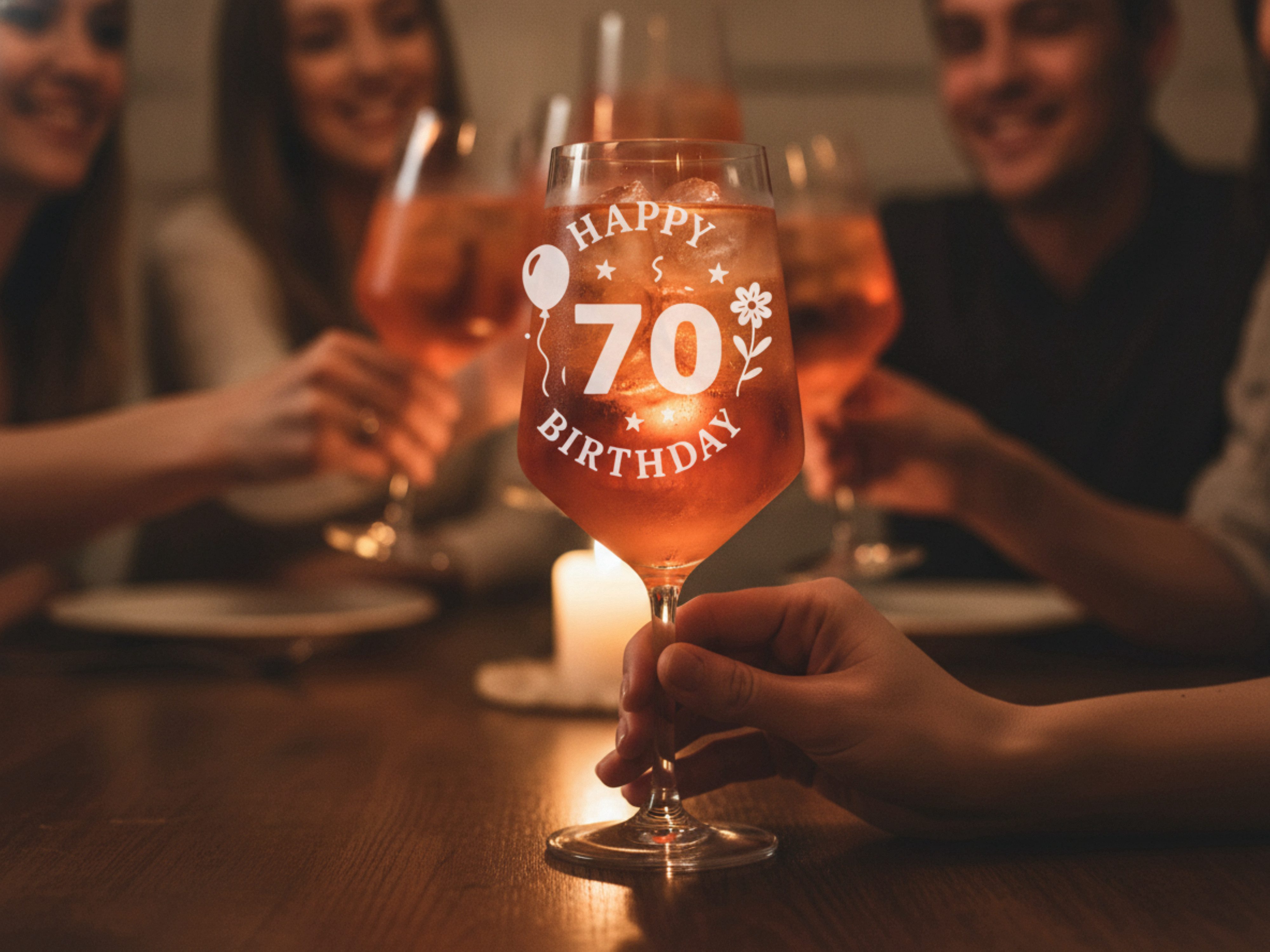 Valhalla Weinglas Gravur Happy Birthday 70 Geburtstag 350ml, 1-tlg., Glas, Atemberaubende Darstellung – Bild 3 von 5
