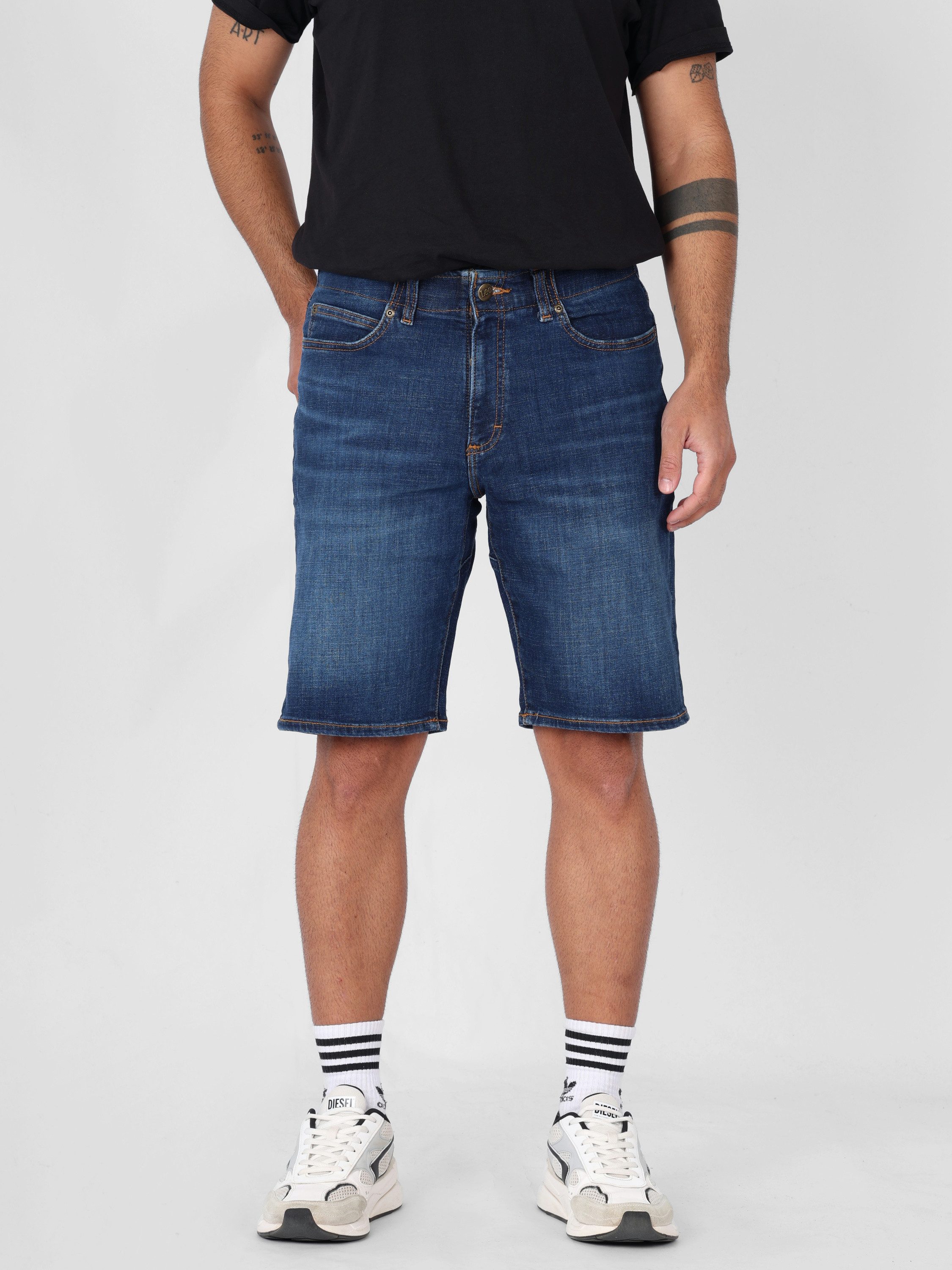 Lee® Jeansshorts Regular Fit - XM 5 POCKET LEGENDS Superstretch, elastischer Bund