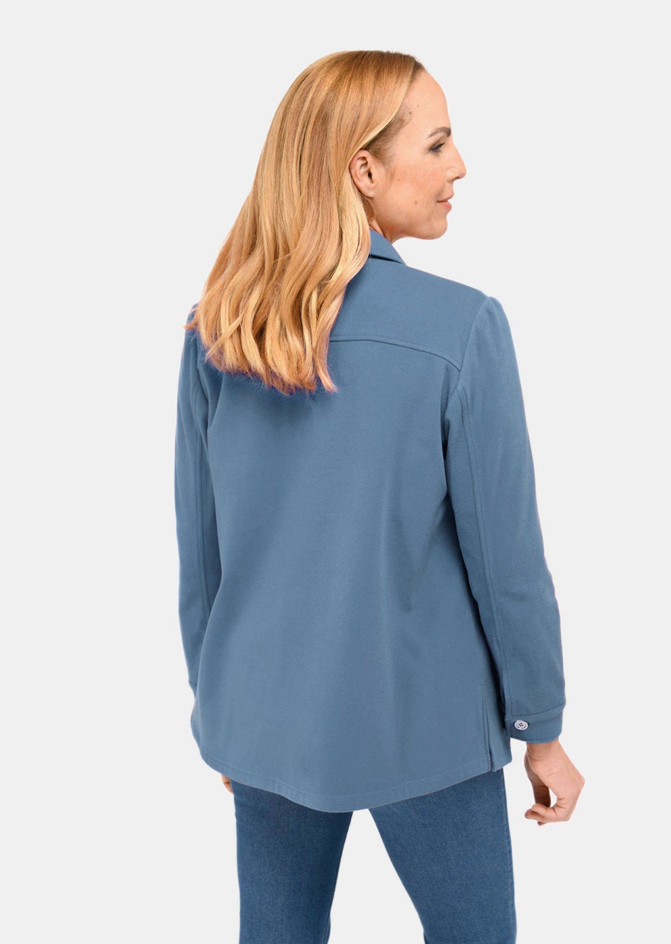 GOLDNER Outdoorjacke Kurzgröße: Herbstjacke mit Hemdkragen Flauschjacke mit Knopfleiste, Pattentaschen und Langarm