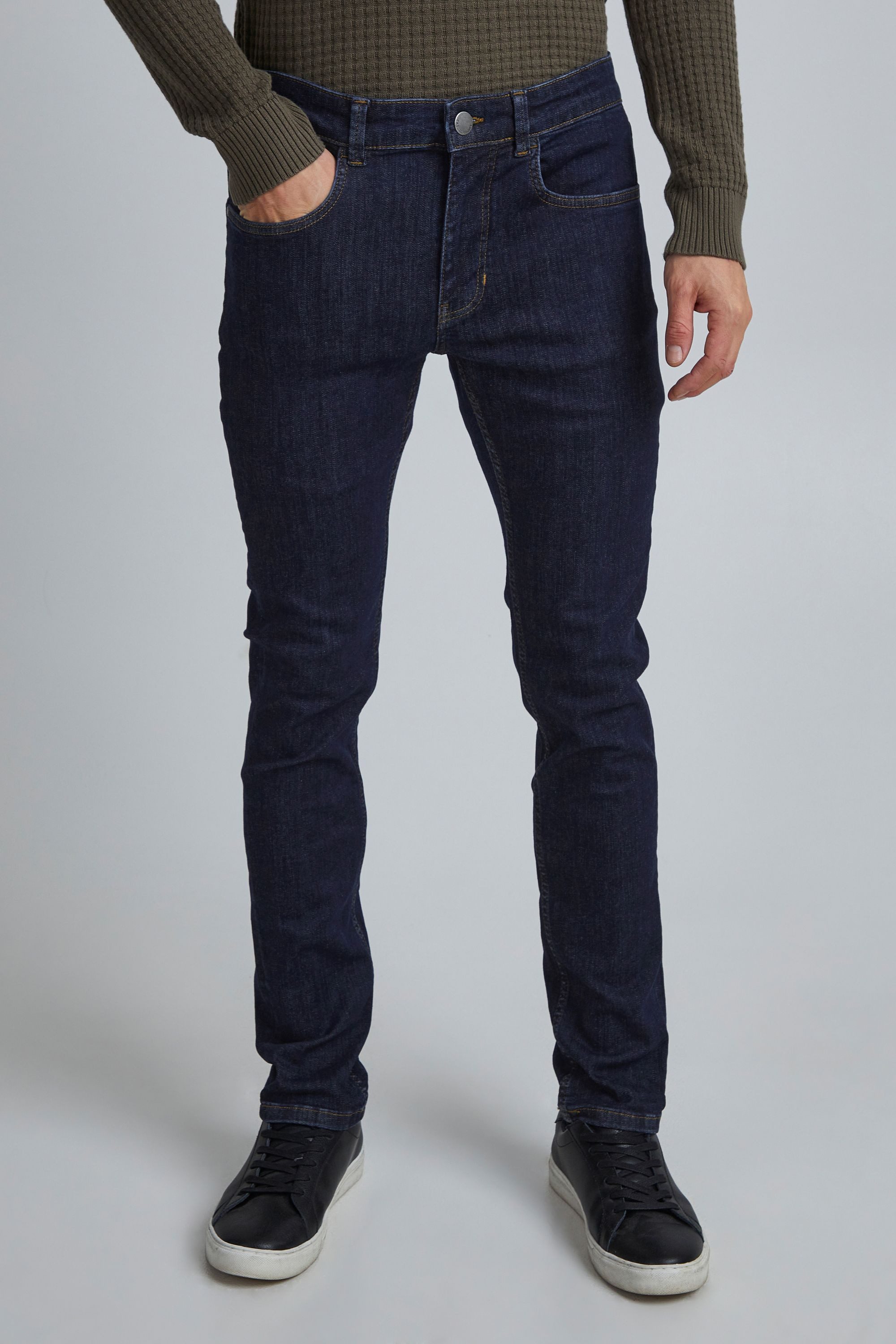 Casual Friday 5-Pocket-Jeans CFRy Jeanshose mit normalem Bund und schmalem Bein
