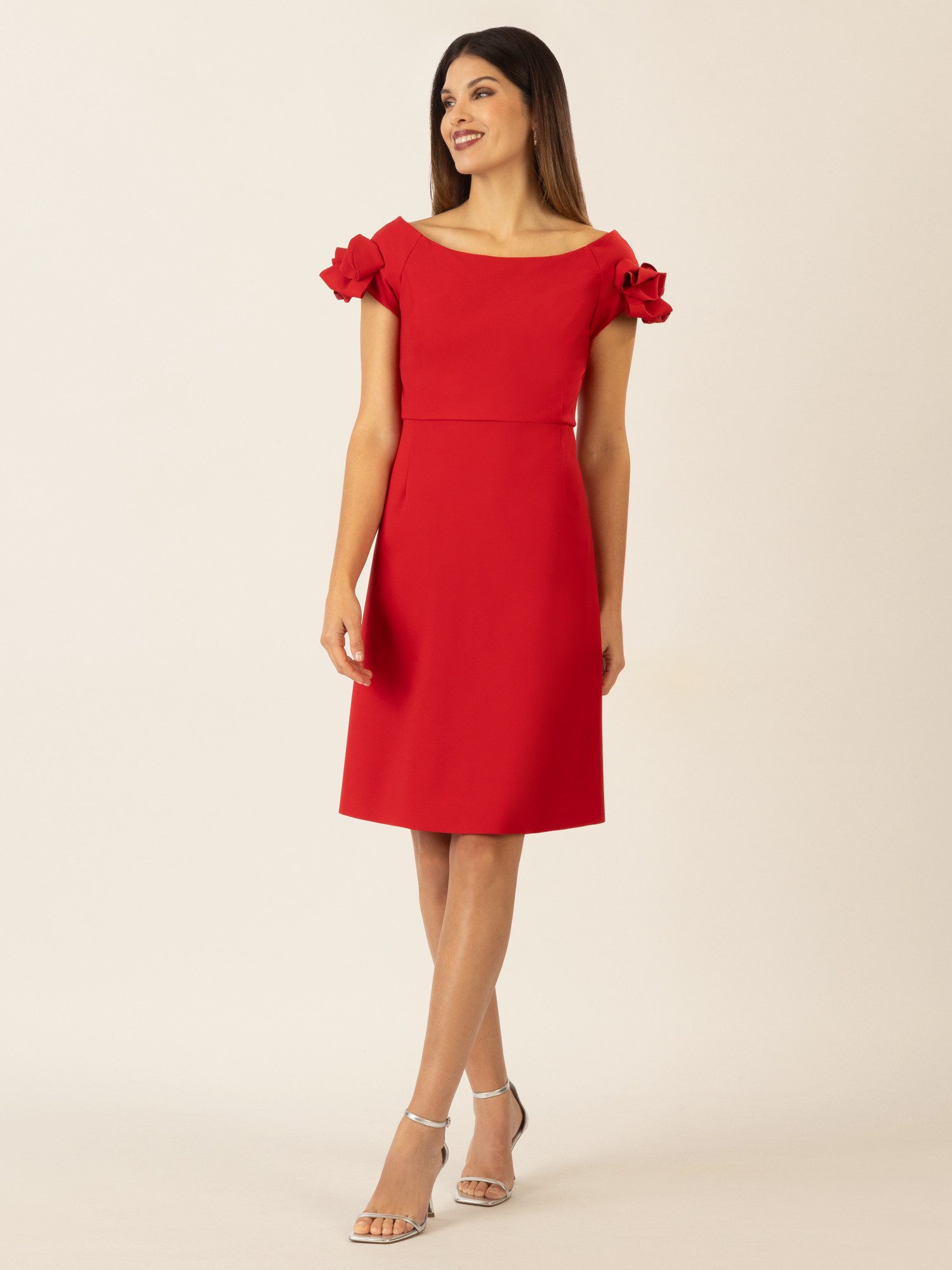 Apart Cocktailkleid mit sehr weiten Ausschnitt günstig online kaufen