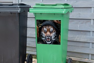 MuchoWow Wandsticker Tiger - Kleidung - Blumen (1 St), Mülleimer-aufkleber, Mülltonne, Sticker, Container, Abfalbehälter
