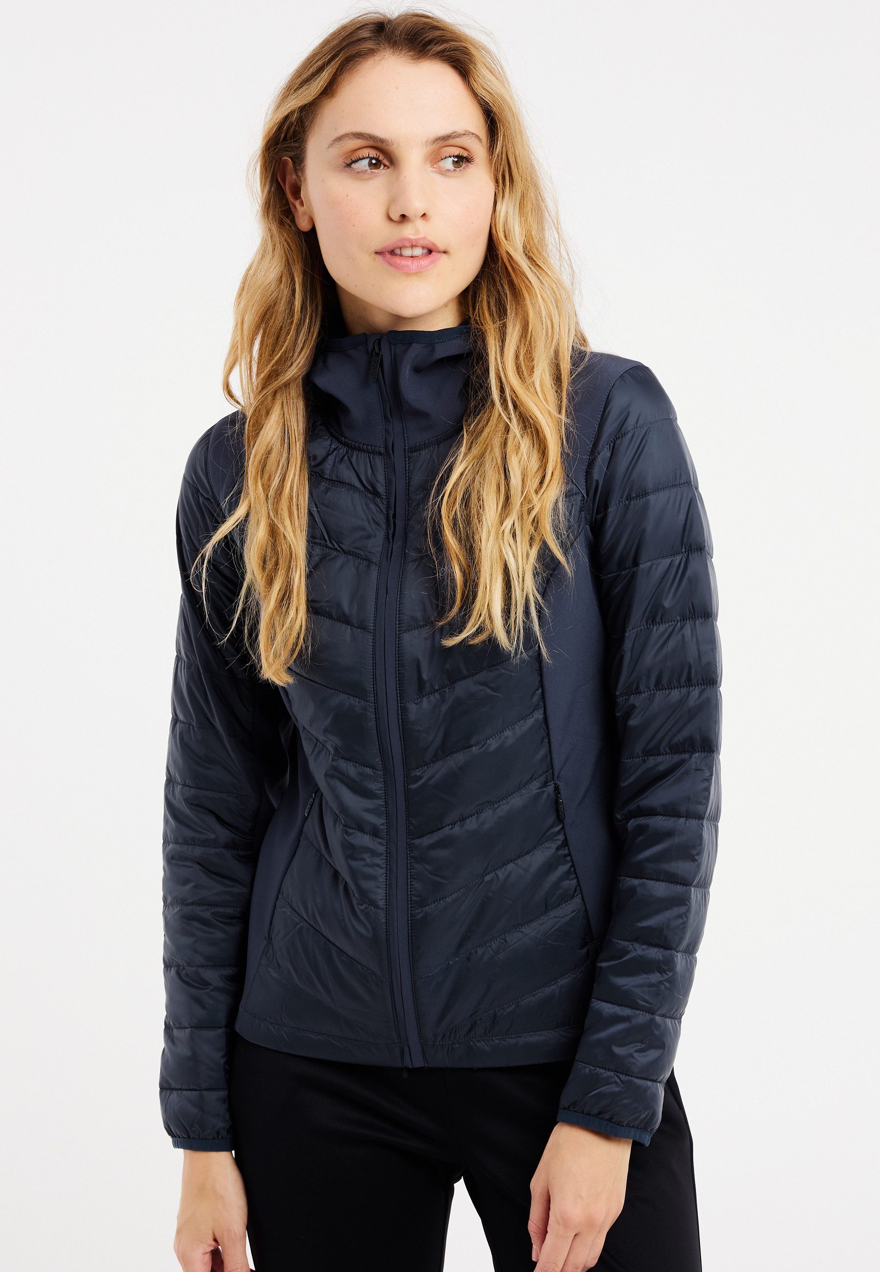 Protest Outdoorjacke PRTCHARON (1-St) Fixed hood