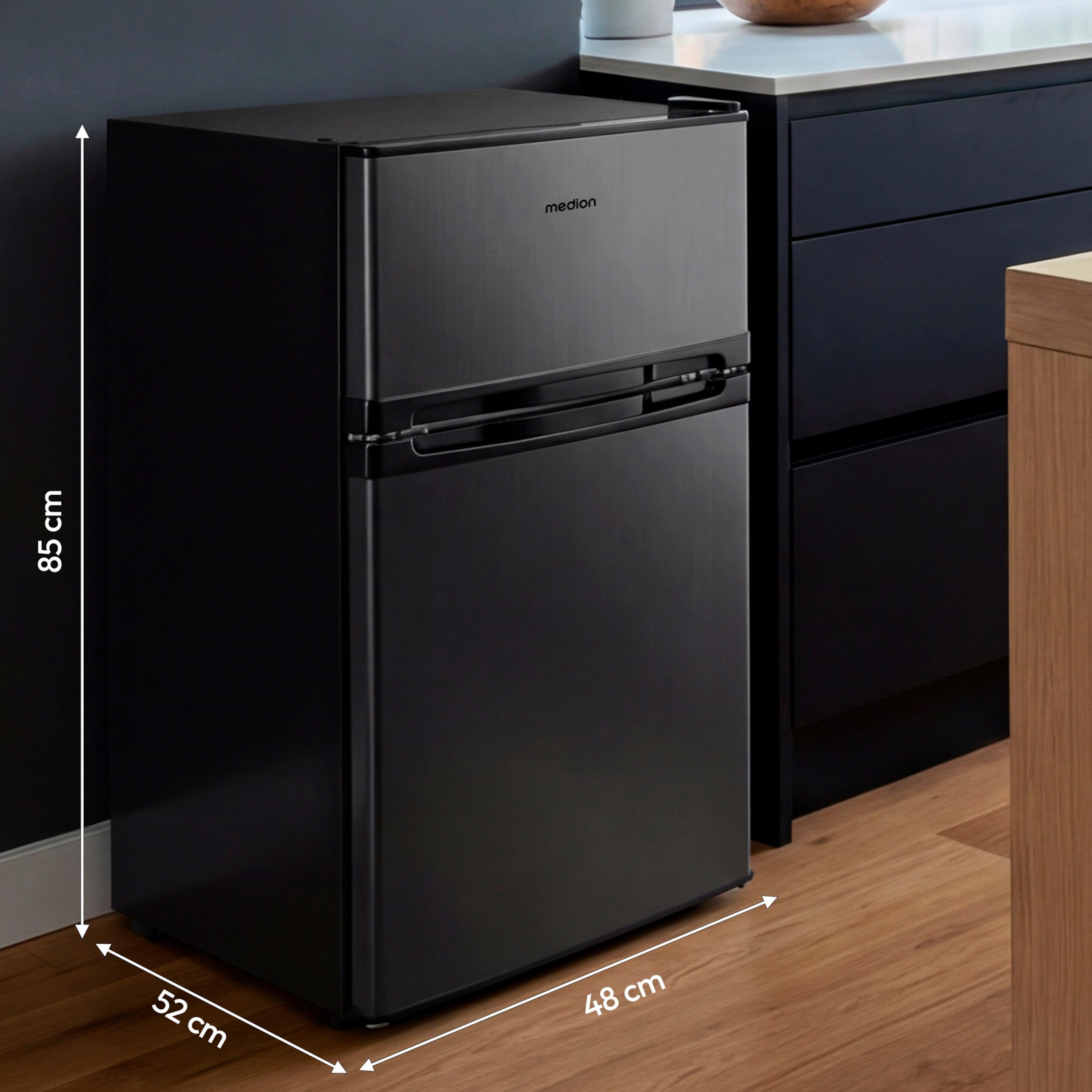 Medion® Kühl-/Gefrierkombination MD37689, 85 cm hoch, 48 cm breit, 85 Liter, 61L Kühlteil, 24L Gefrierteil, freistehend
