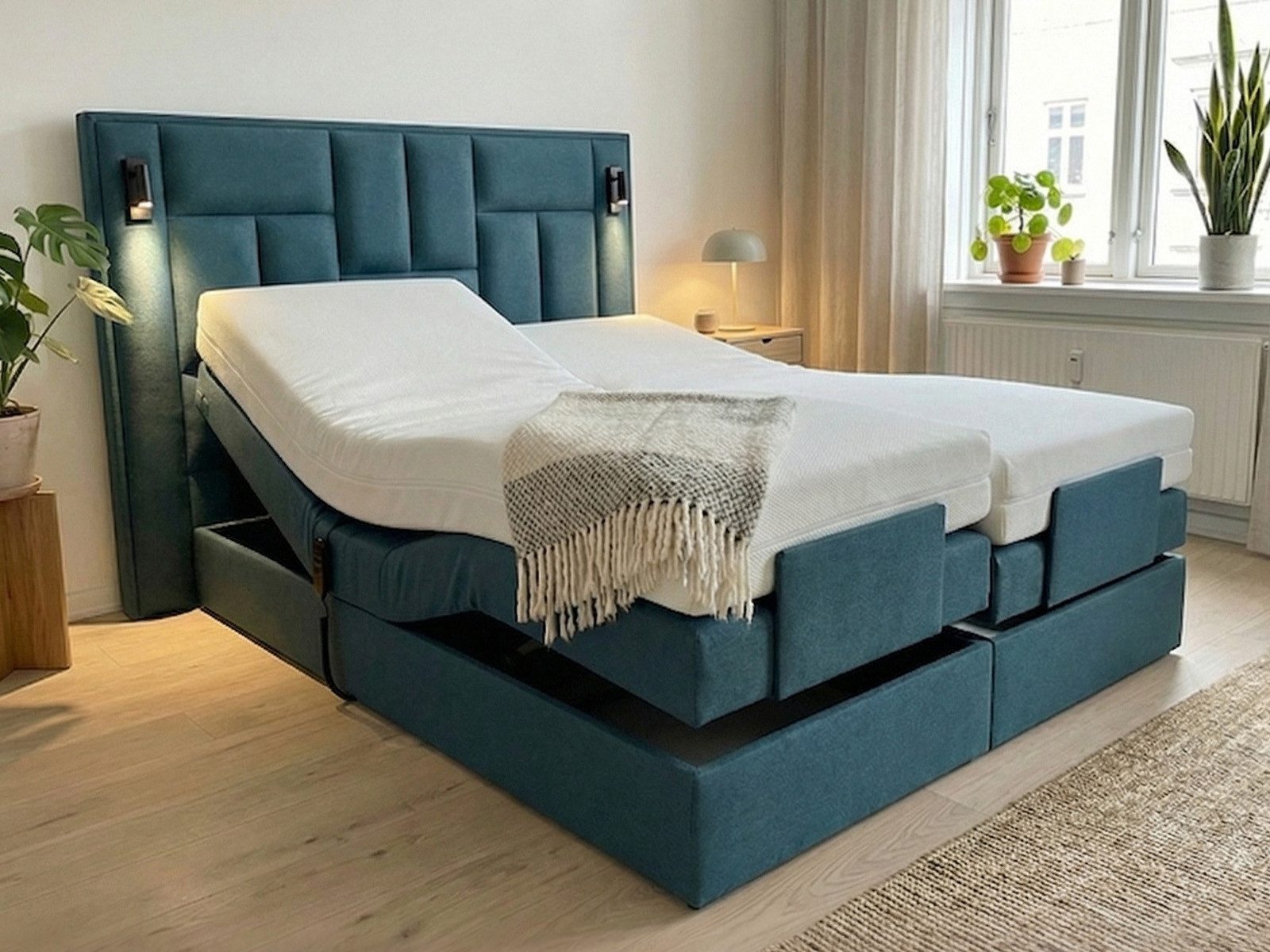 PAARA Boxspringbett elektrisch verstellbar mit LED Beleuchtung inkl. Matratze und Topper, mit einzigartigem Belüftungssystem
