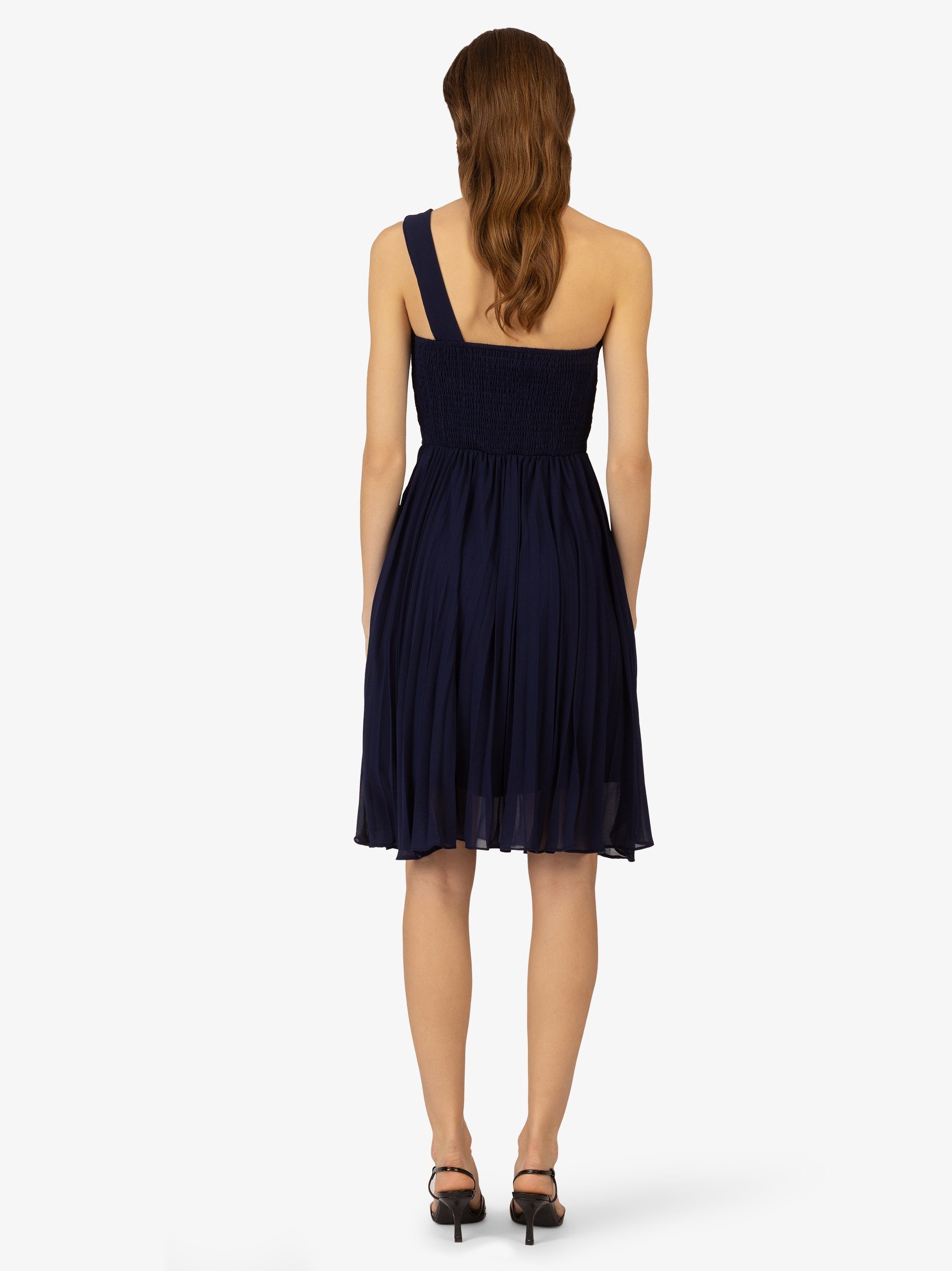 Kraimod Abendkleid aus hochwertigem Polyester Material mit Rundhalsausschnitt