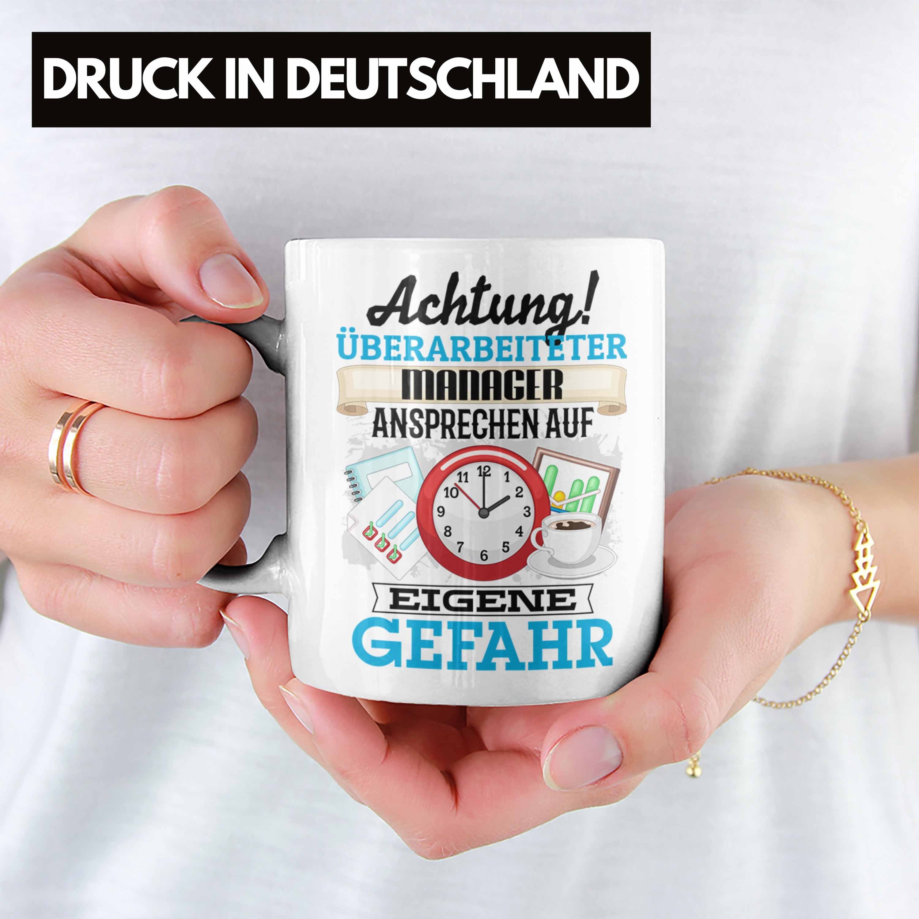 Trendation Tasse Manager Spruch Lustiger Tasse Geschenk für M Kaffeebecher Geschenkidee Weiss
