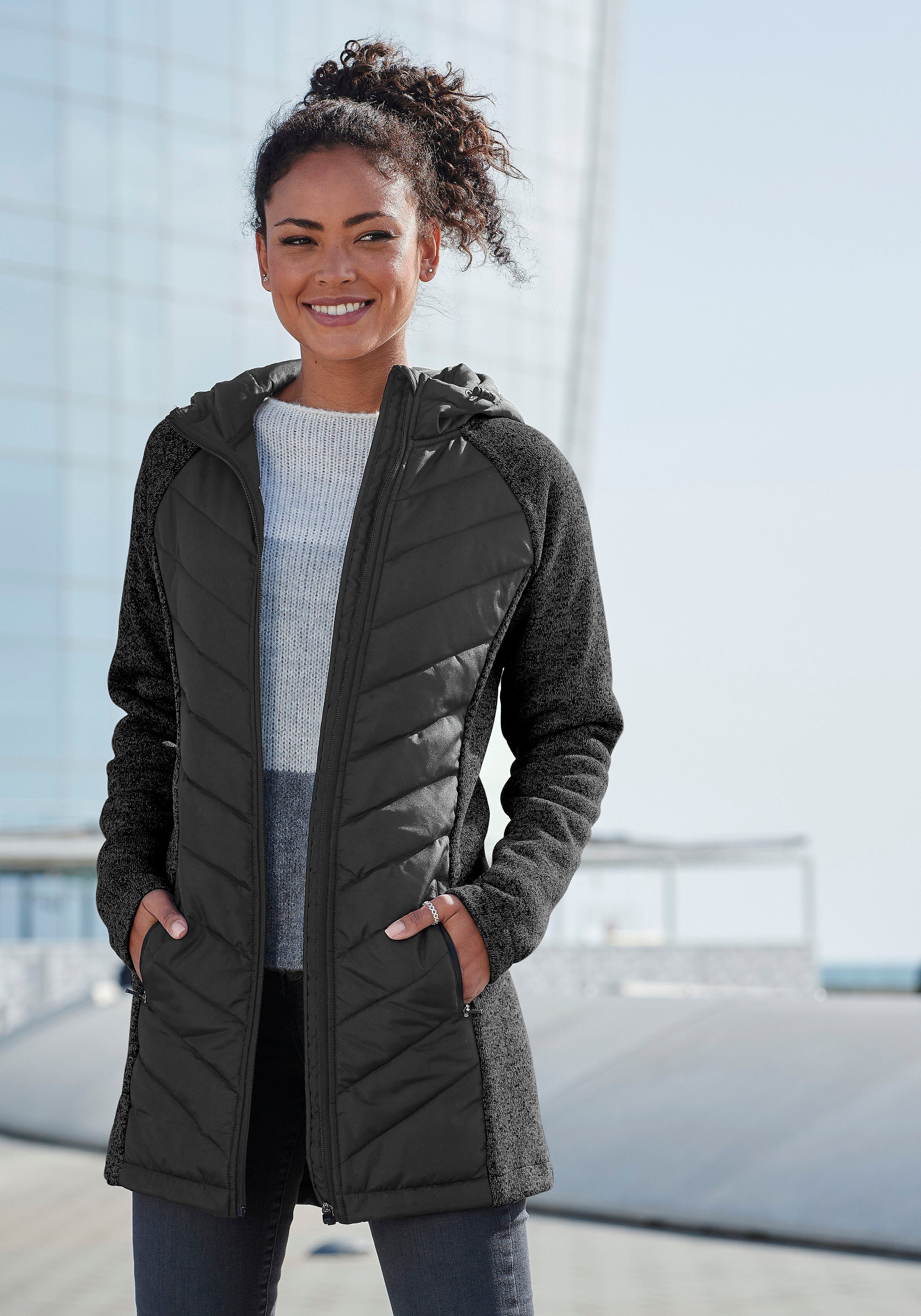 Vivance Steppjacke mit Strickfleece-Ärmeln schwarz