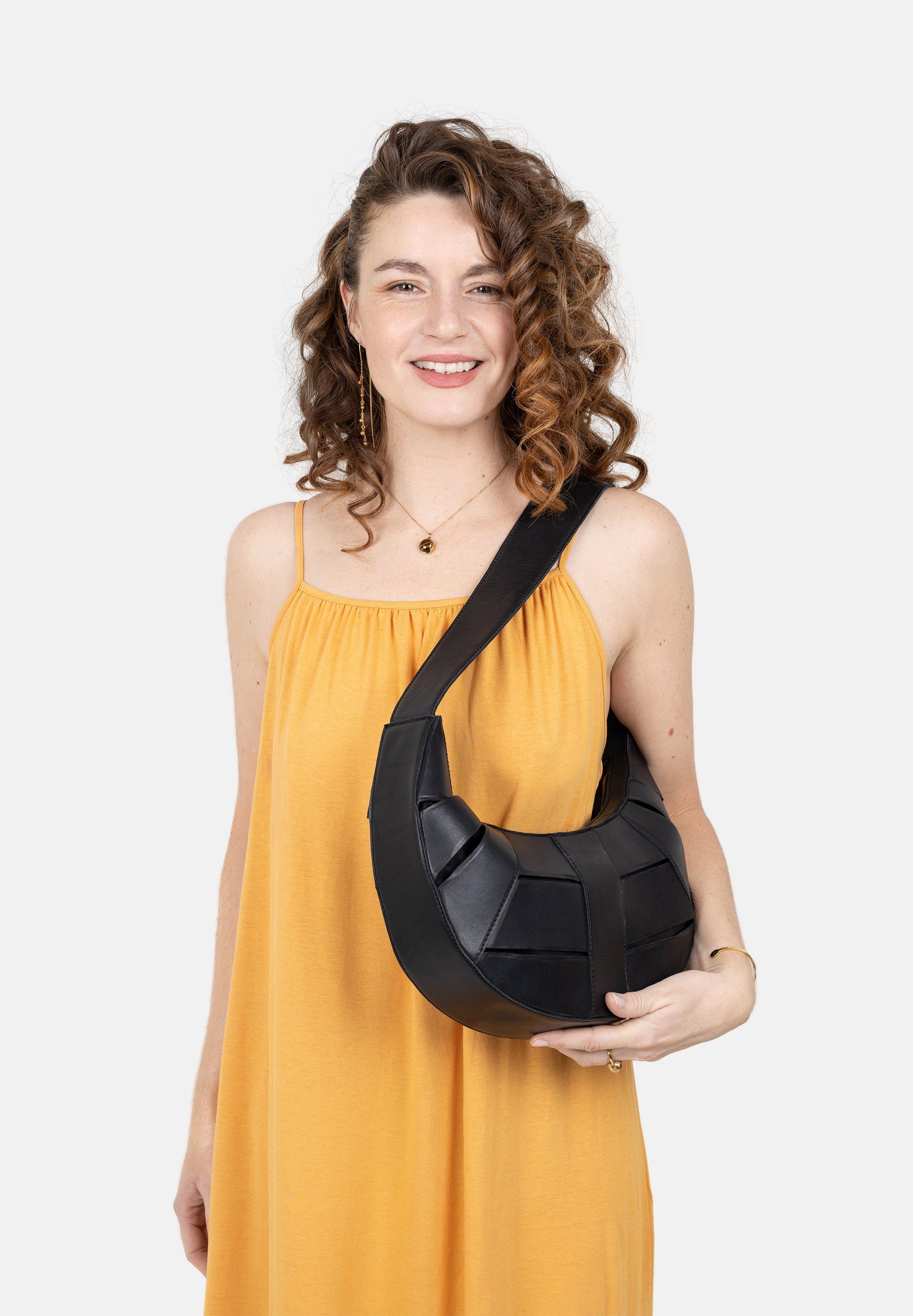 Damen Handtaschen RE:DESIGNED Handtasche Geena, Hauptfach mit Reißverschluß