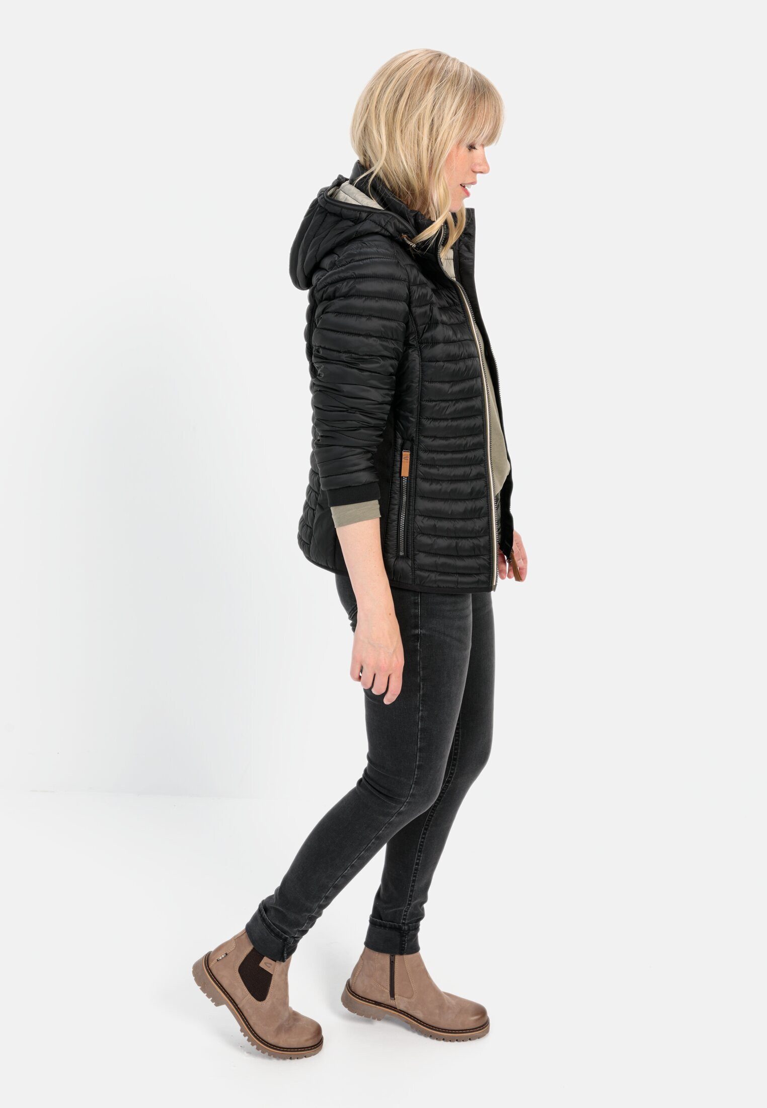 camel active Steppjacke aus recyceltem Polyamid Langarm Kapuze Markenlogo