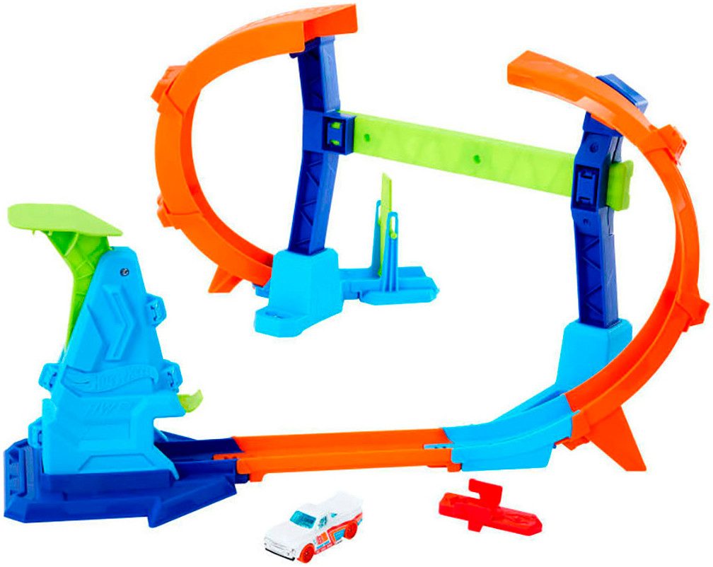 Hot Wheels Autorennbahn Sprung durch die Spirale
