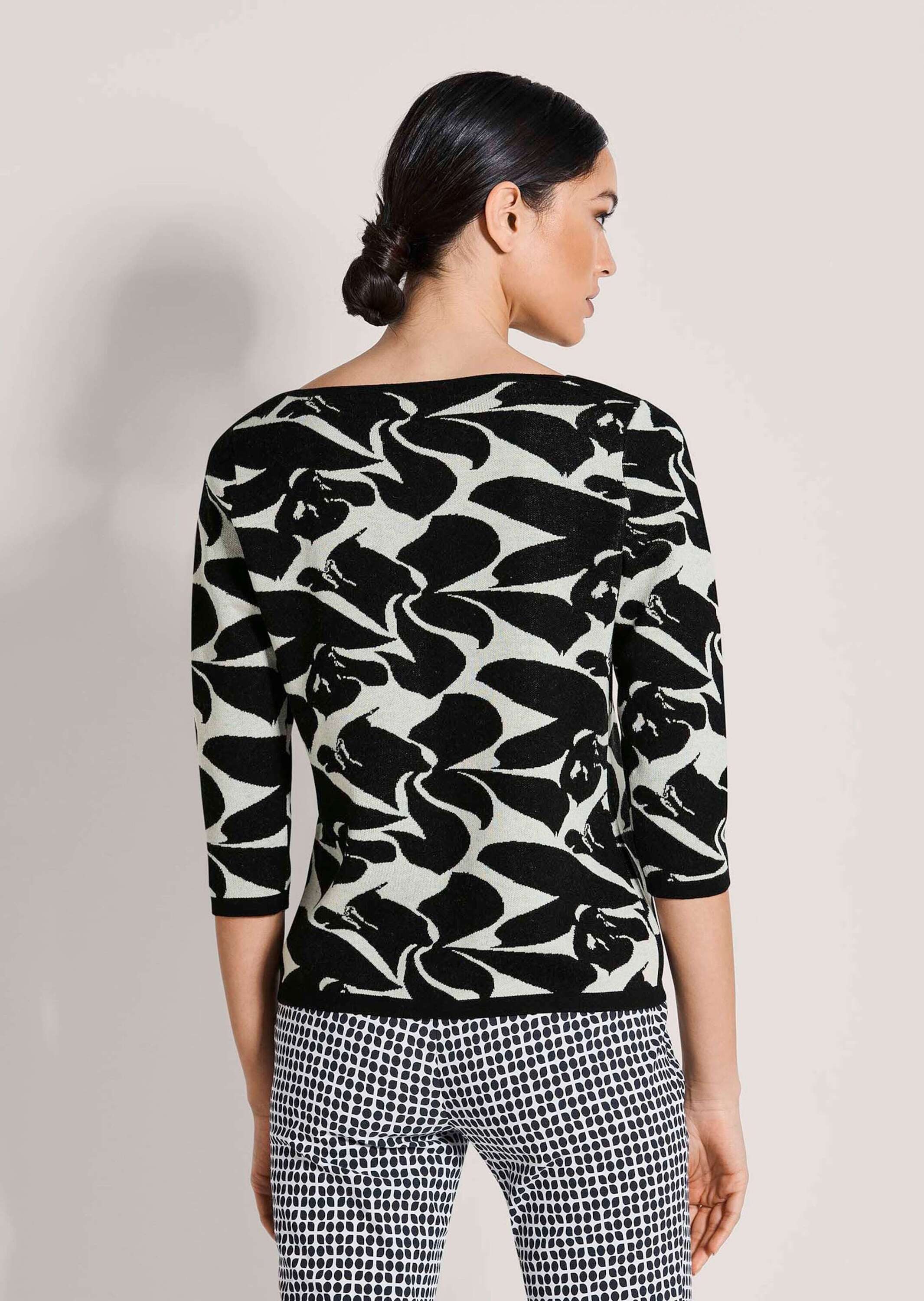 MADELEINE Strickpullover Jacquardpullover mit grafischem Muster Wollpullover mit U-Boot-Ausschnitt und 3/4-Arm