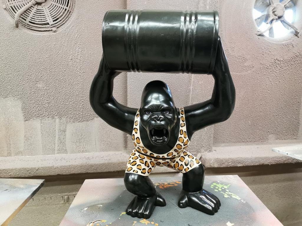 JVmoebel Gartenfigur Handgefertigte Skulptur aus hochwertigem Material für Gartenliebhaber, Made in Europa