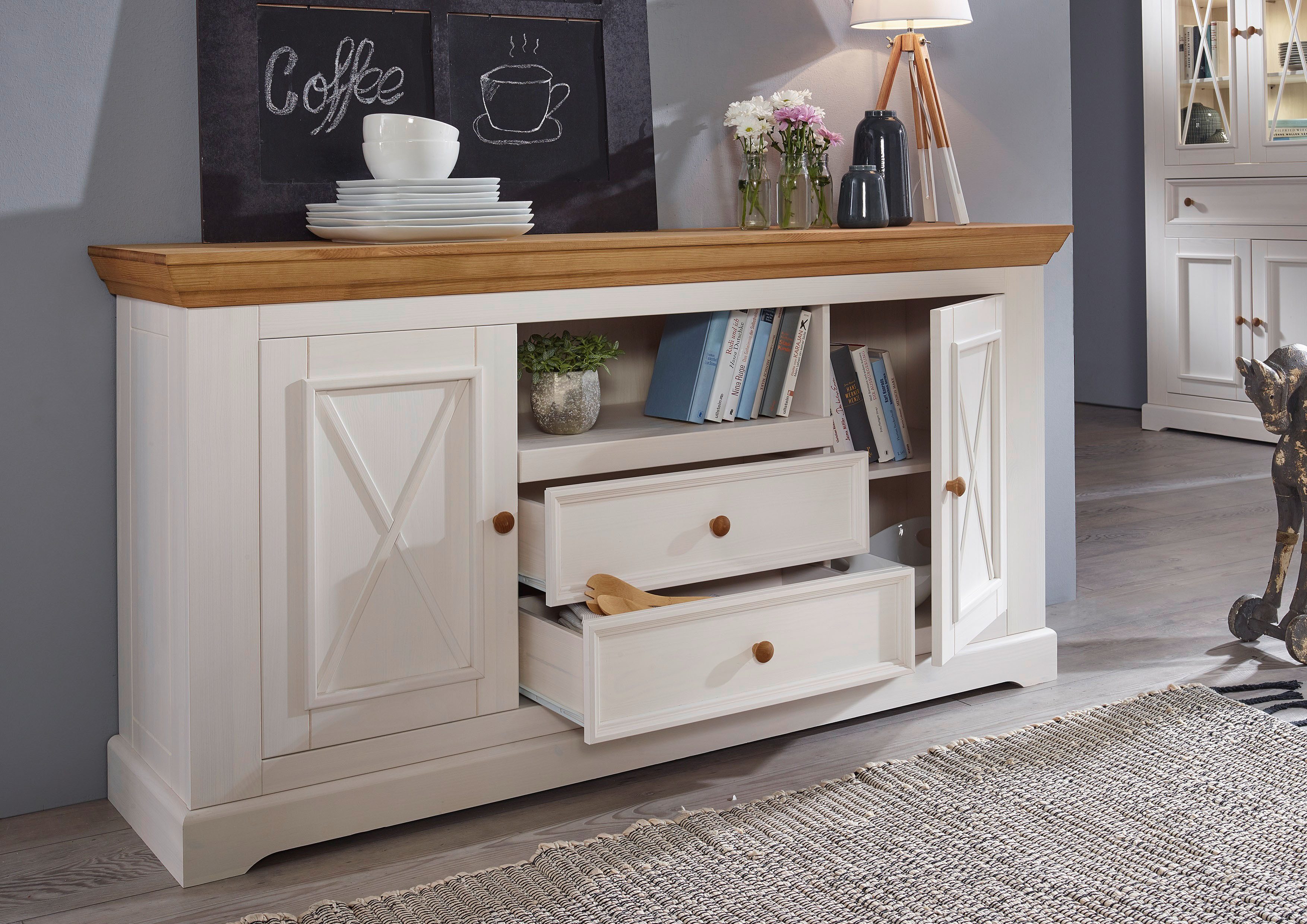 Woodroom Sideboard Oslo (Maße: 169 × 88 × 42cm), massive Kiefer weiß gewachst – Bild 4 von 5
