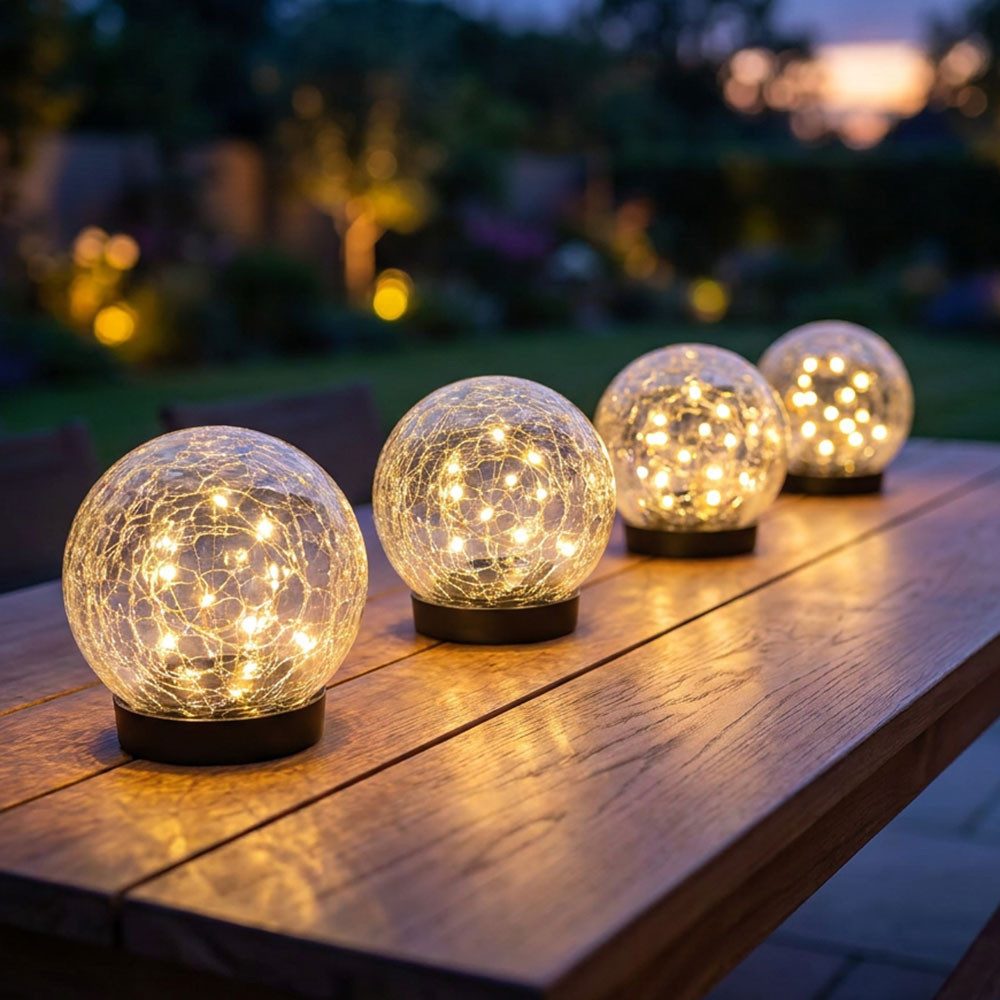 Expo Börse LED Dekolicht, LED-Leuchtmittel fest verbaut, Warmweiß, 4x Solarleuchte Außen Solarlampe Glaskugel Crackle klar LED D 12 cm