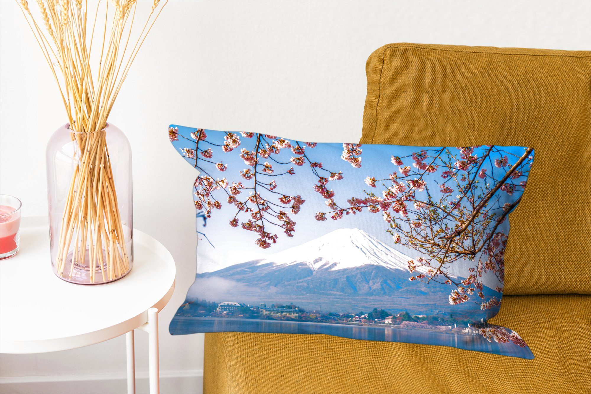Dekokissen MuchoWow Schlafzimmer Japan, auf Blick Dekoration, asiatischen Fuji im Füllung, den Wohzimmer Zierkissen, Berg Dekokissen mit