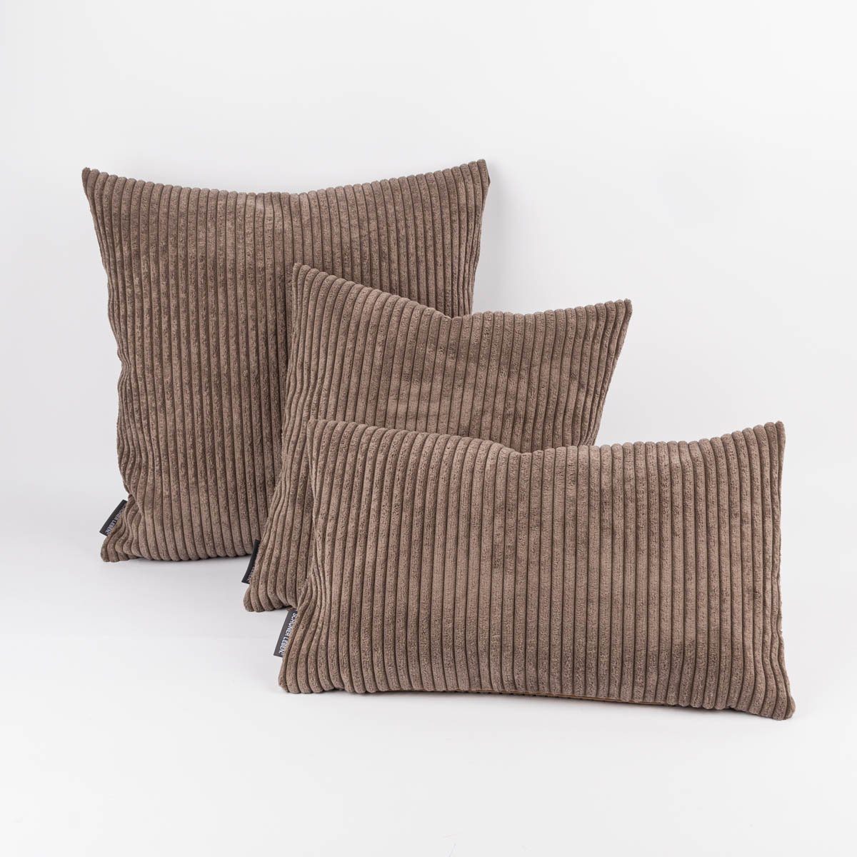 SCHÖNER LEBEN. Dekokissen Kissenhülle Breitcord Baby Rib braun div. Größen von SCHÖNER LEBEN.