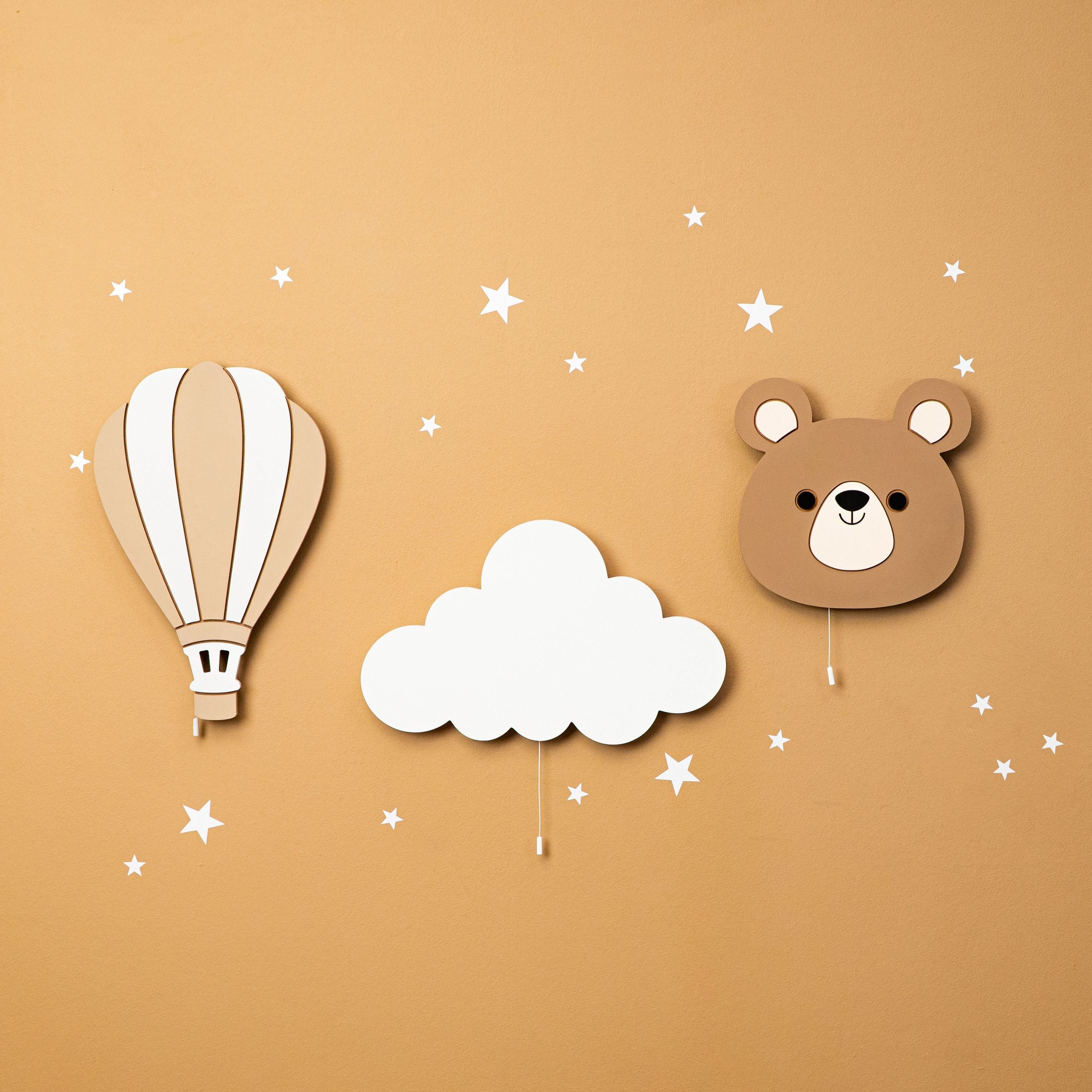 COZYCOLLECTIONS LED Wandleuchte Wandnachtlicht „Bär + Wolke + Heißluftballoon“ in Holzoptik, Warmweiß, Montessori: ruhige Farben, klare Form, sanftes Licht