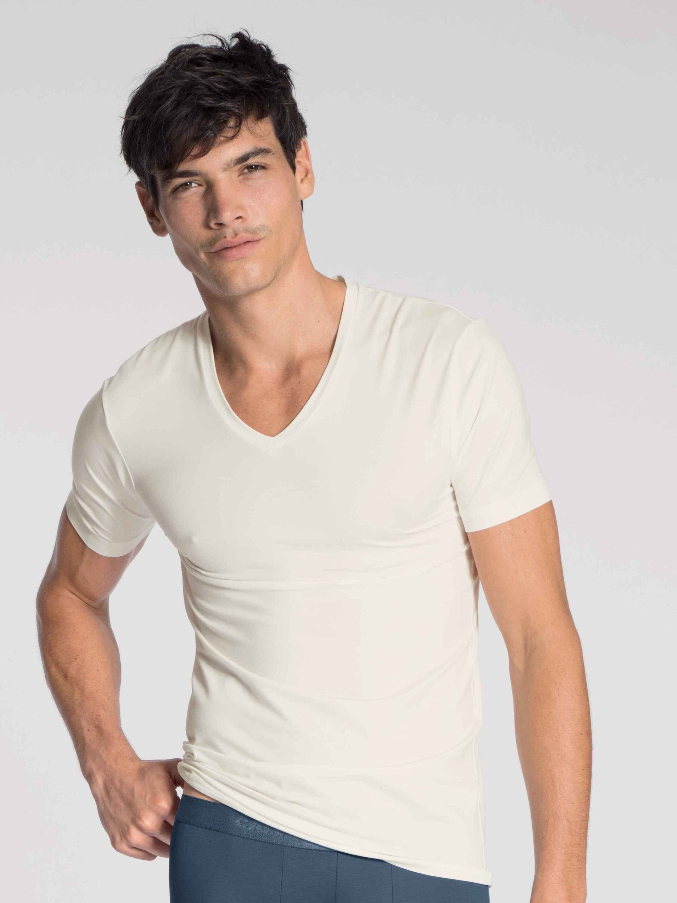 CALIDA Unterziehshirt T-Shirt, V-Neck, Cradle star (1-St) white to Certified® Cradle