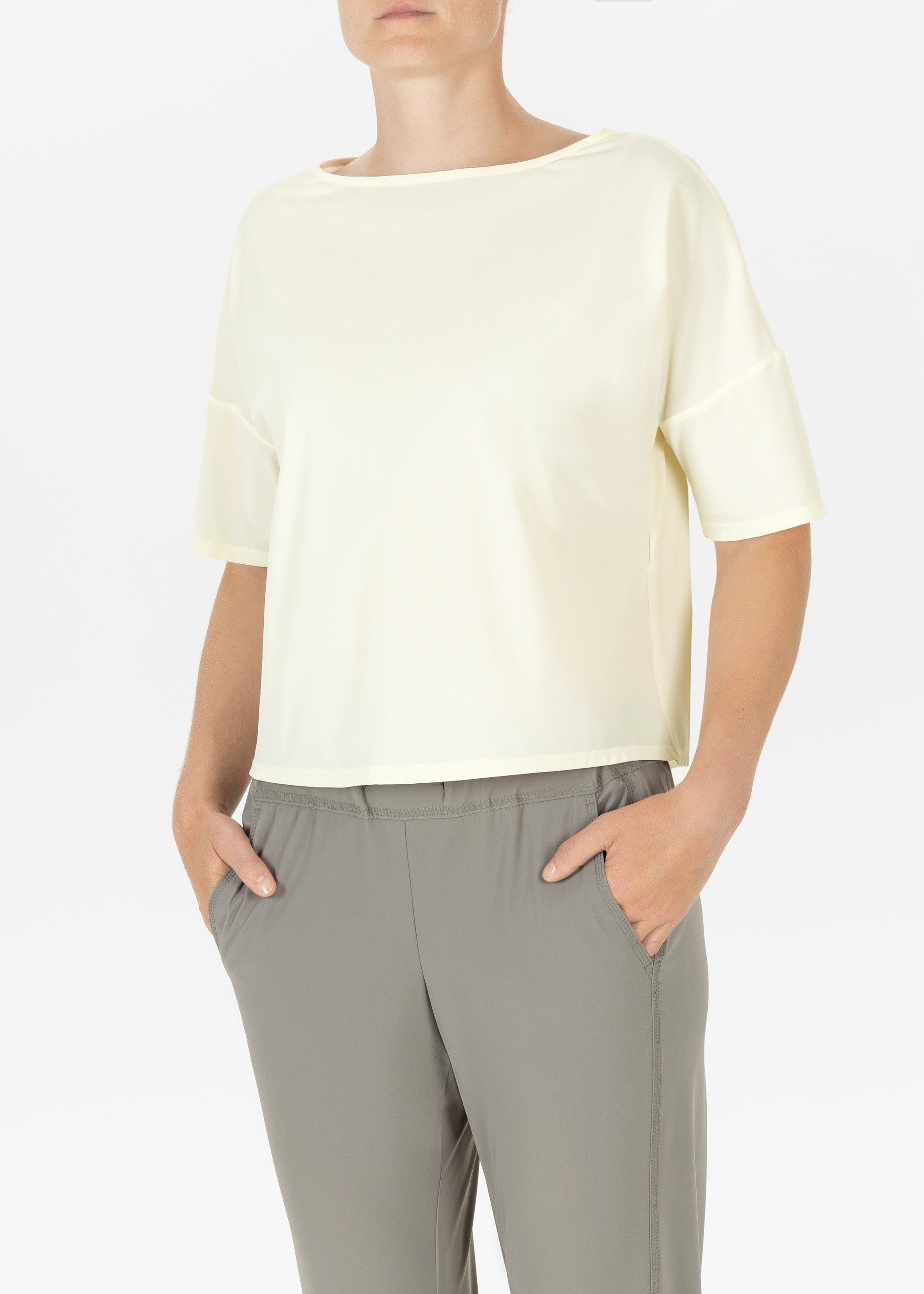 St.Ann Blusenshirt Shirt Umi – Relaxed Fit T-Shirt mit kastig lässigem Schnitt