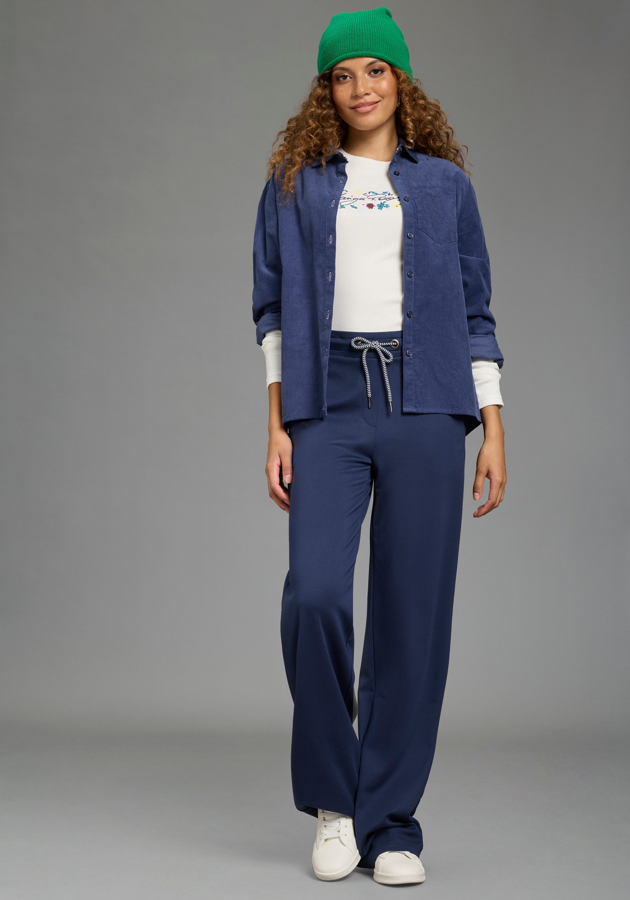Zum Outfit 11