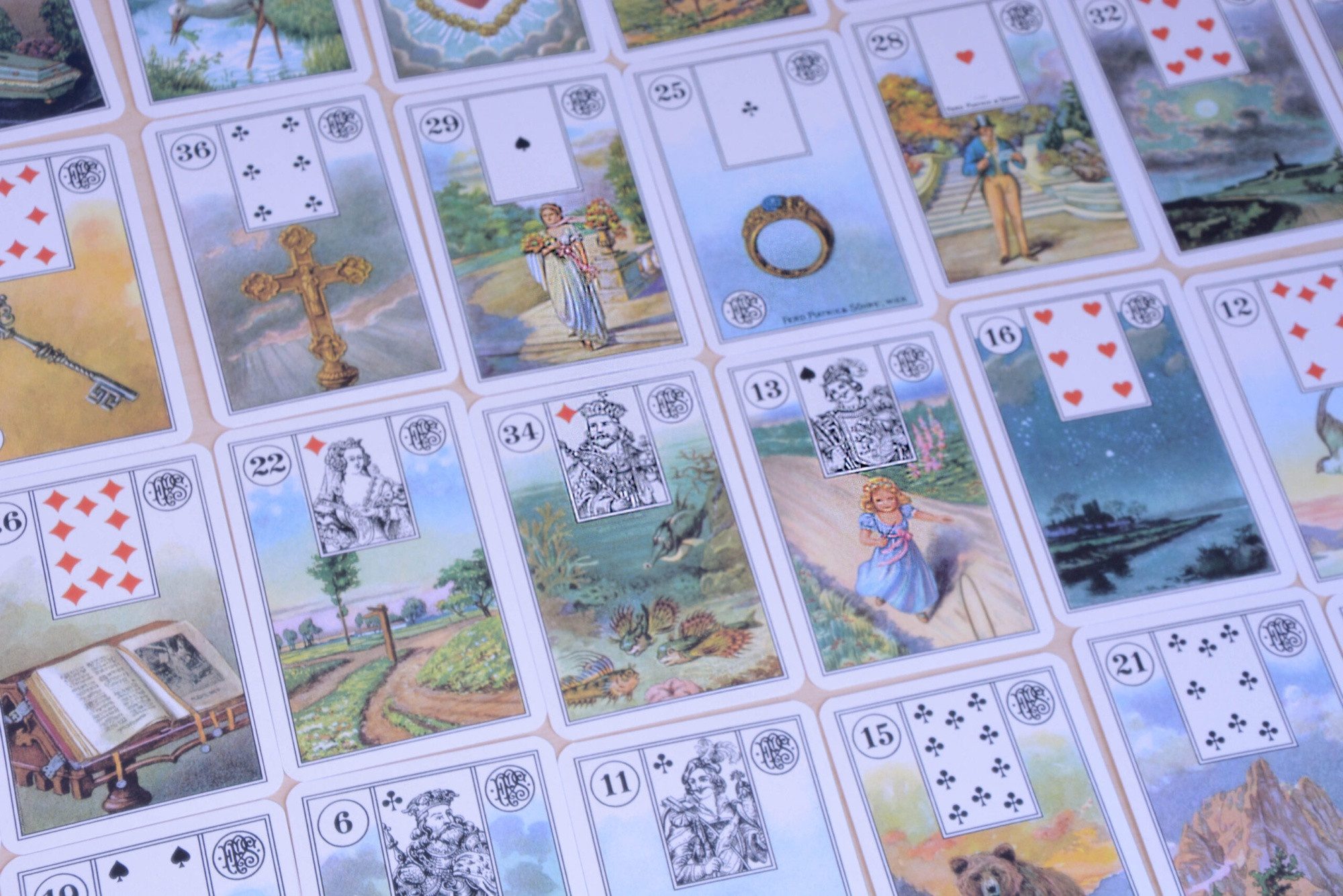 Königsfurt-Urania Verlag Spielesammlung Mlle Lenormand Wahrsagekarten No. 194115