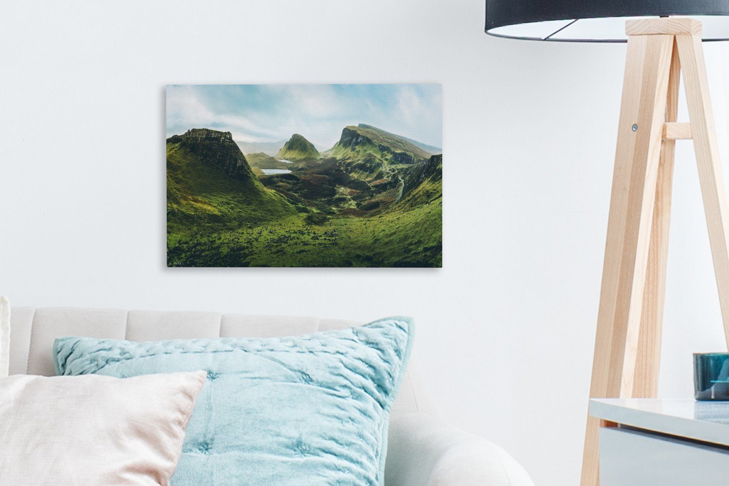 in cm St), OneMillionCanvasses® Isle von Leinwandbild 30x20 Blick Leinwandbilder, Wanddeko, Schottland, Wandbild of den der auf Aufhängefertig, Bergen (1 Skye