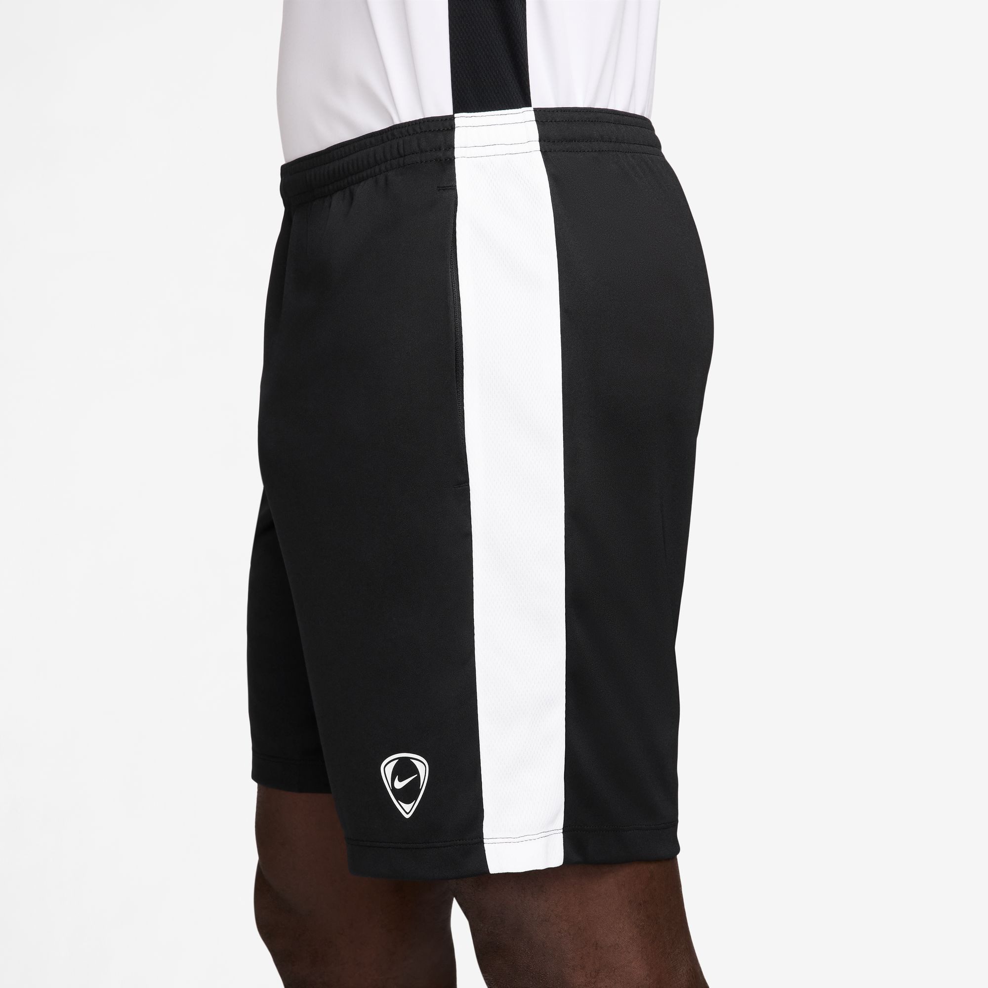 Nike Trainingsshorts M NK DF ACD+ SHORT GX HBR mit Dri-FIT-Technologie, feuchtigkeitsableitend, aus Polyester