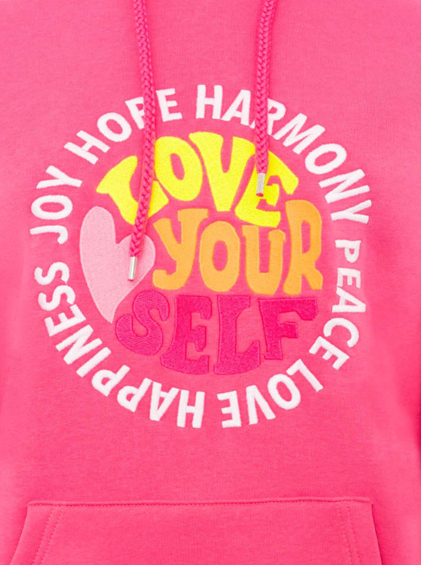 Zwillingsherz Hoodie "Love Yourslef" runde große Frontstickerei, farbige Kordel, Kängurutasche – Bild 5 von 5